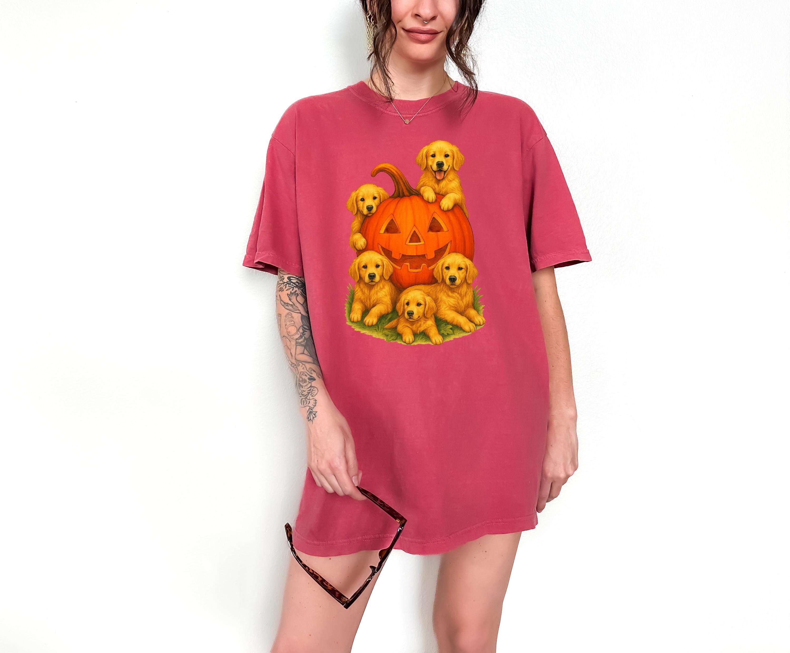 90's Style Halloween Comfort Colors Shirt, Vintage Design, Retro Pumpkin Fall T-Shirt, Boxy Tee, Unisex, Golden Retriver Design, Autumn T