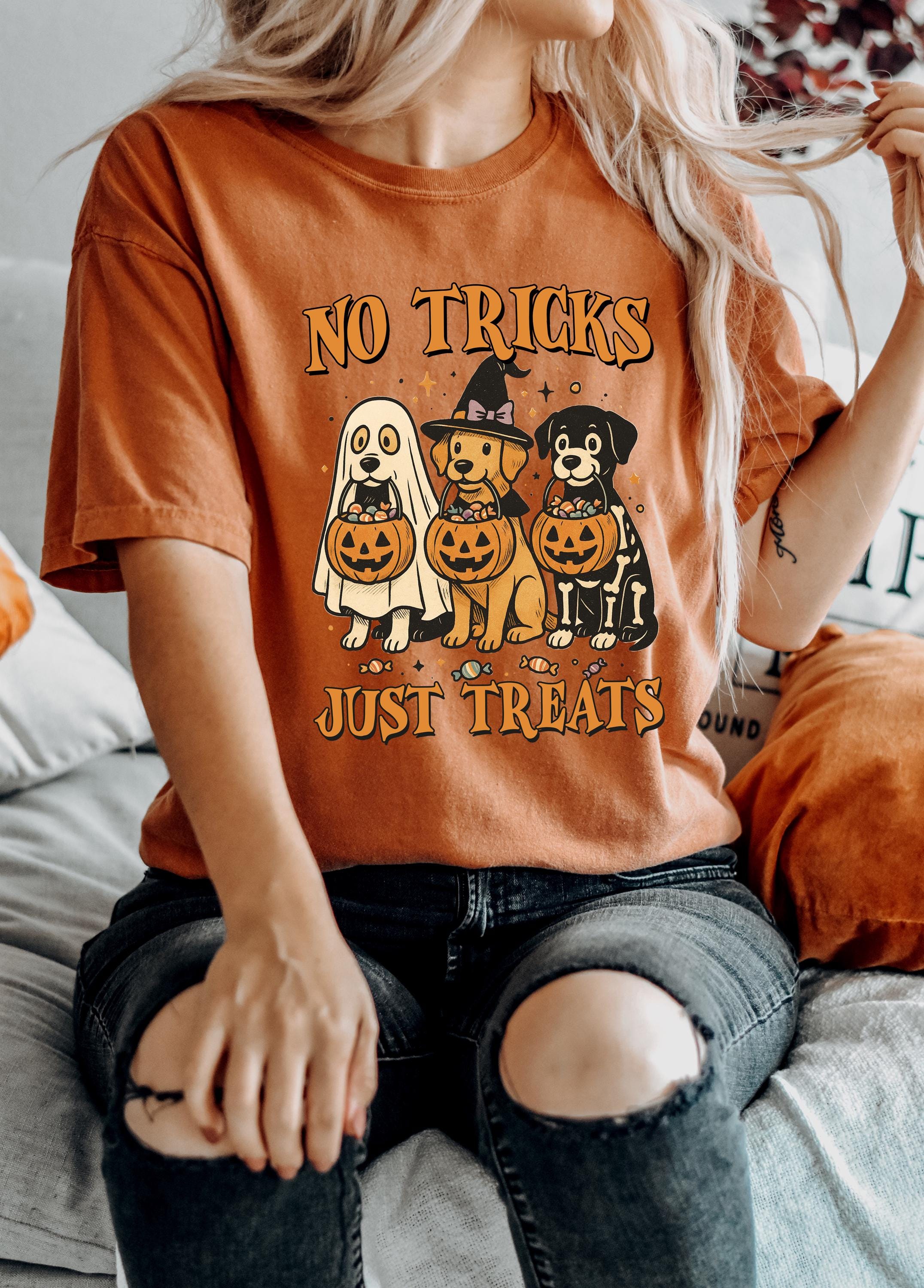 No Tricks Just Treats Halloween Comfort Colors Shirt, Funny Dog Design, Retro Witch T-Shirt, Fall Boxy Tee, Autumn T, Halloween 2025 Shirt