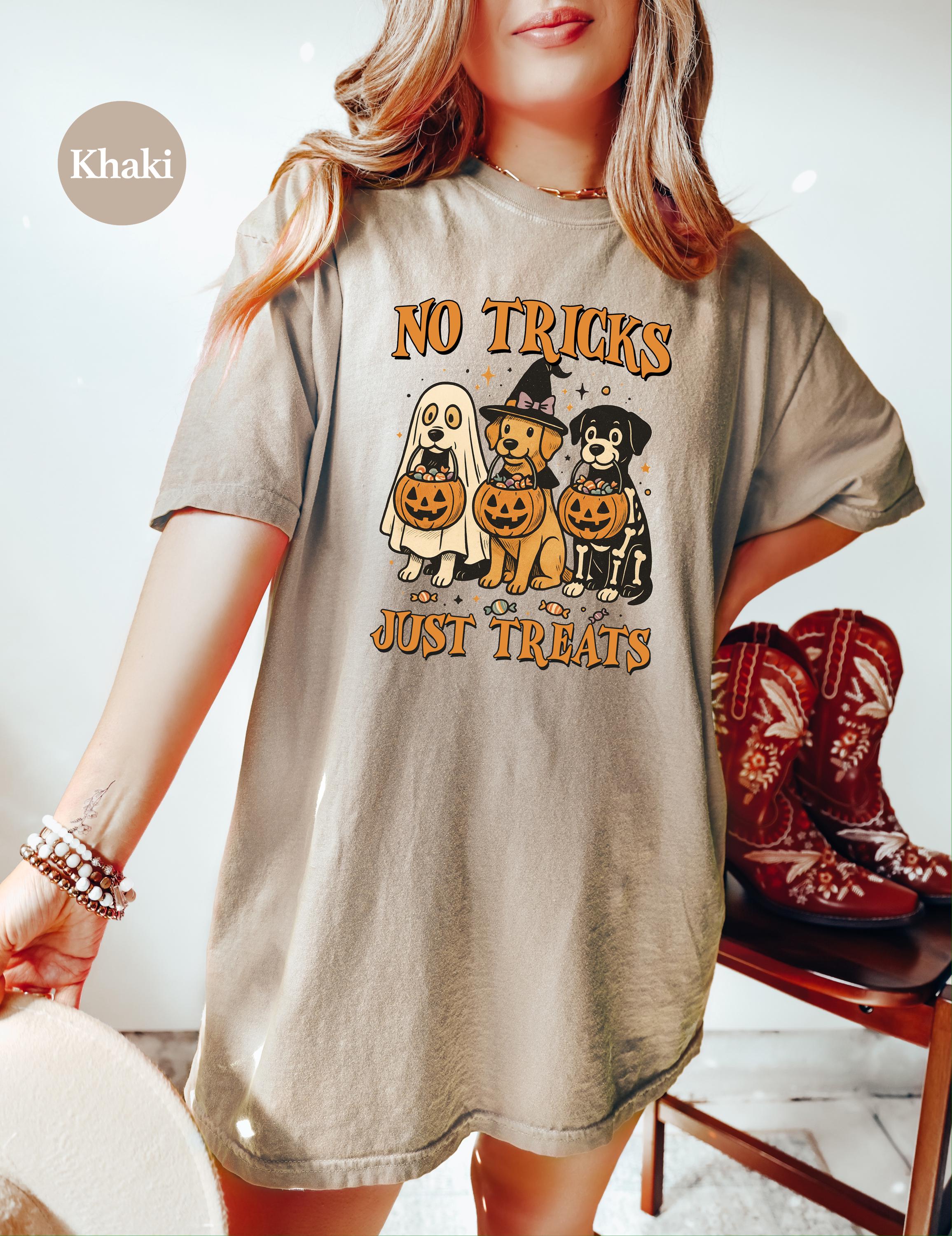No Tricks Just Treats Halloween Comfort Colors Shirt, Funny Dog Design, Retro Witch T-Shirt, Fall Boxy Tee, Autumn T, Halloween 2025 Shirt