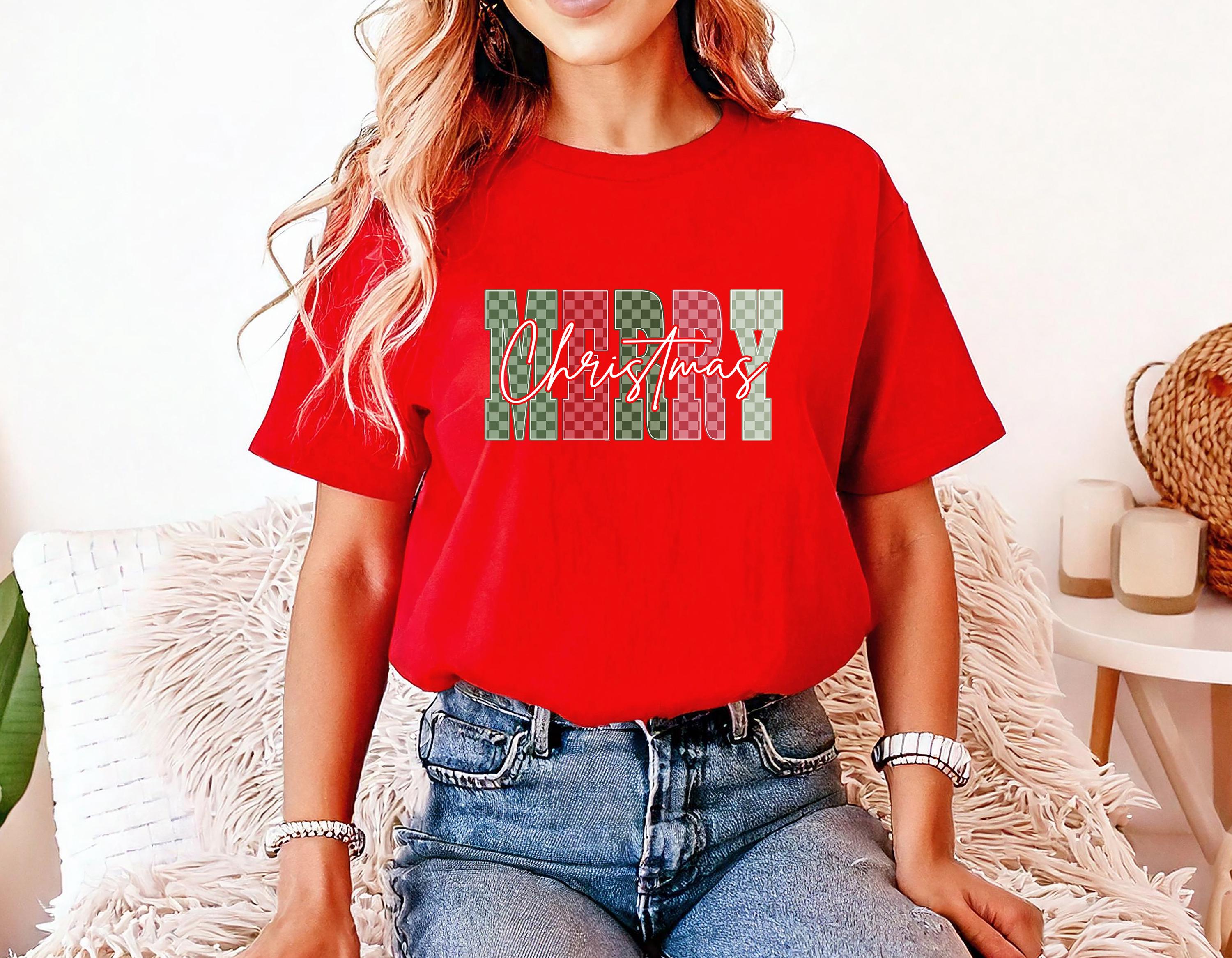 Merry Christmas: Comfort Colors Shirt, Nostalgic Christmas TShirt, Holiday Shirt, Cozy Tee, Christmas Design, Checkered Christmas,