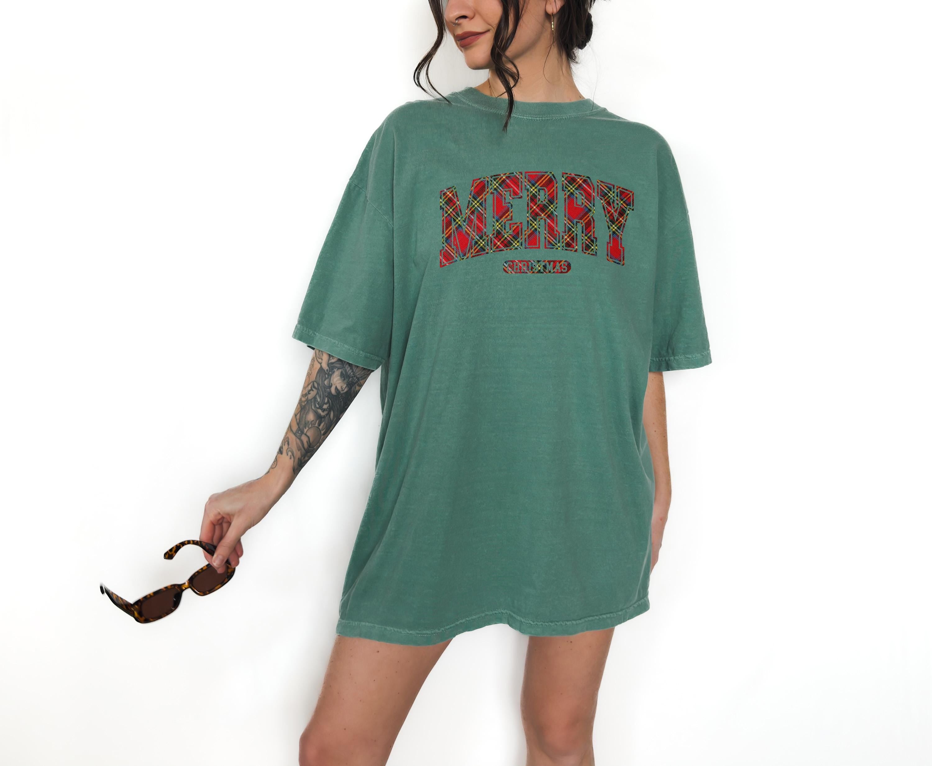 Merry Christmas Comfort Colors Shirt, Nostalgic Christmas TShirt, Holiday Shirt, Cozy T, Christmas Design, Plaid Design, Christmas 2025
