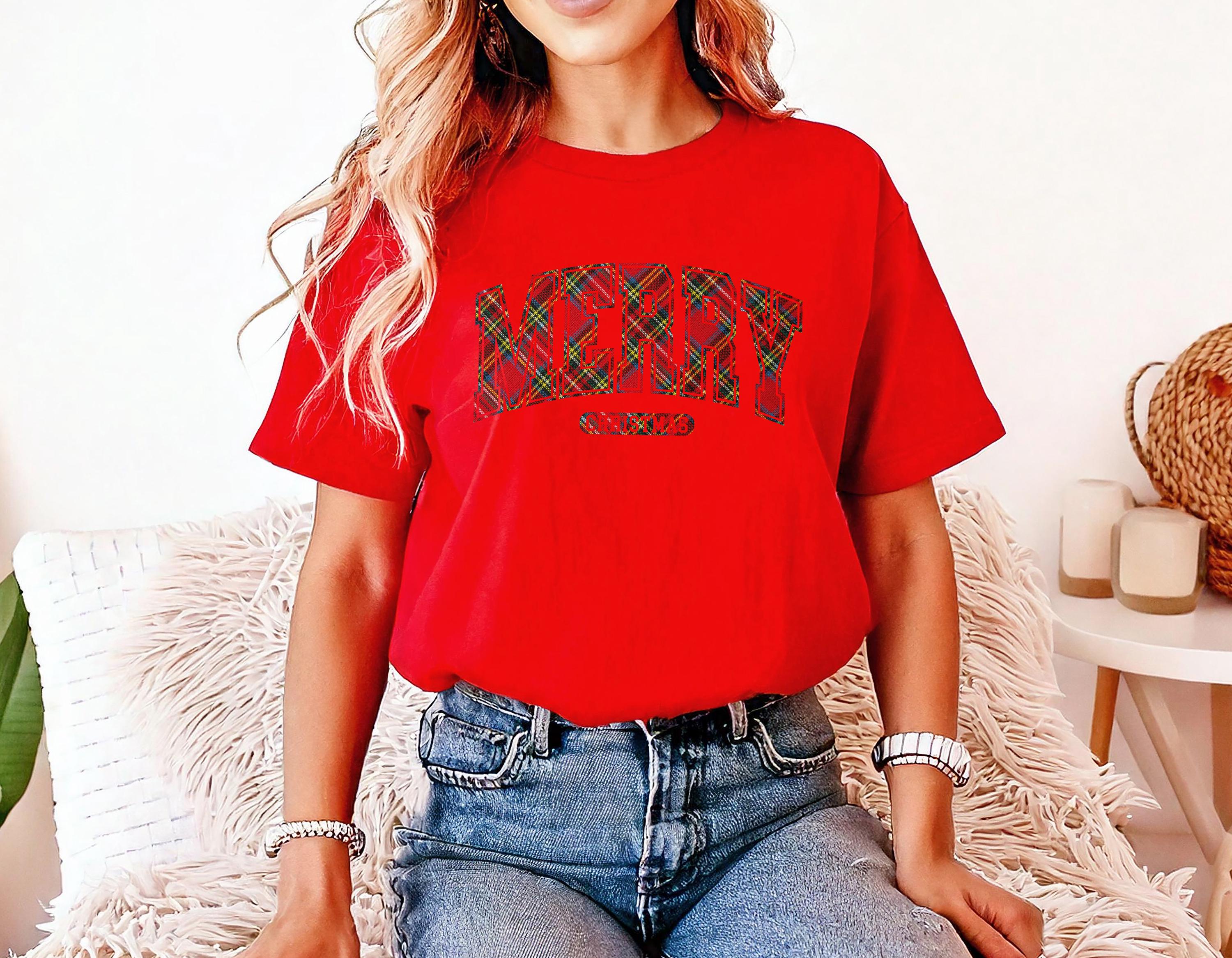 Merry Christmas Comfort Colors Shirt, Nostalgic Christmas TShirt, Holiday Shirt, Cozy T, Christmas Design, Plaid Design, Christmas 2025