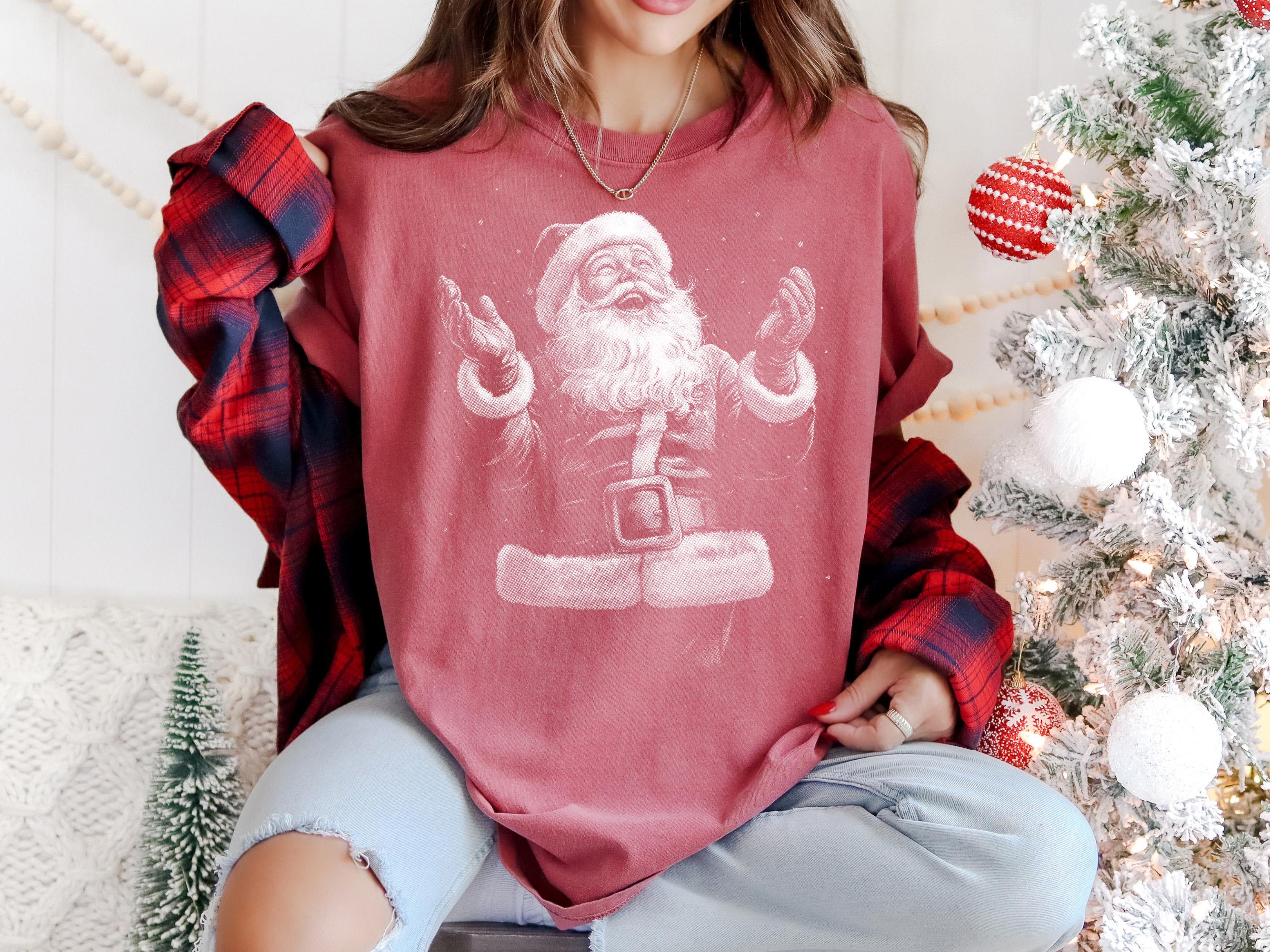 Retro Santa Outline Comfort Colors Shirt, Nostalgic Christmas TShirt, Unisex Holiday Shirt, Cozy T, Christmas Design, Christmas 2025