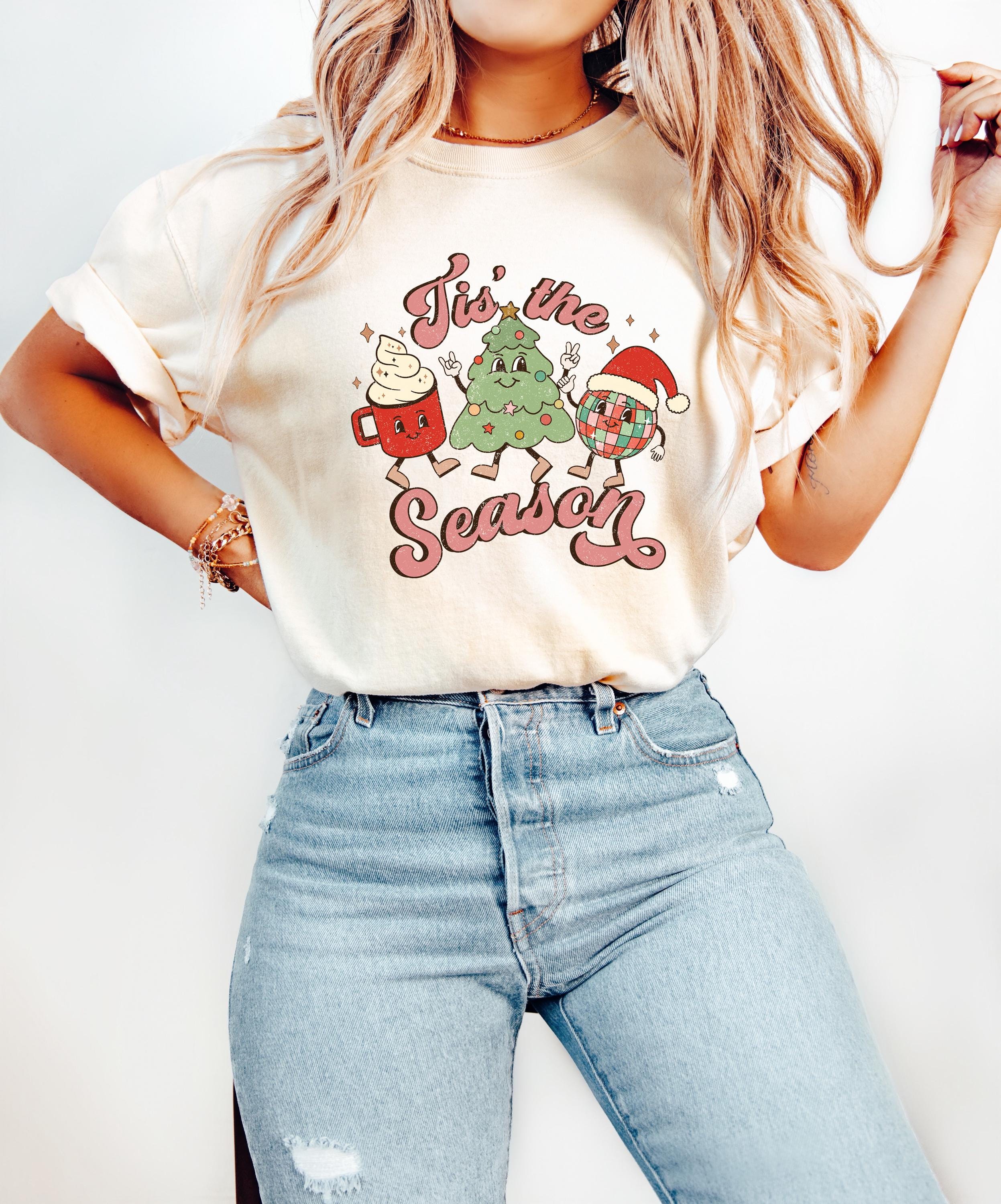 Tis the Season Comfort Colors Shirt, Retro Christmas TShirt, Unisex Holiday Shirt, Cozy T, Christmas Design, Nostalgic Christmas 2025