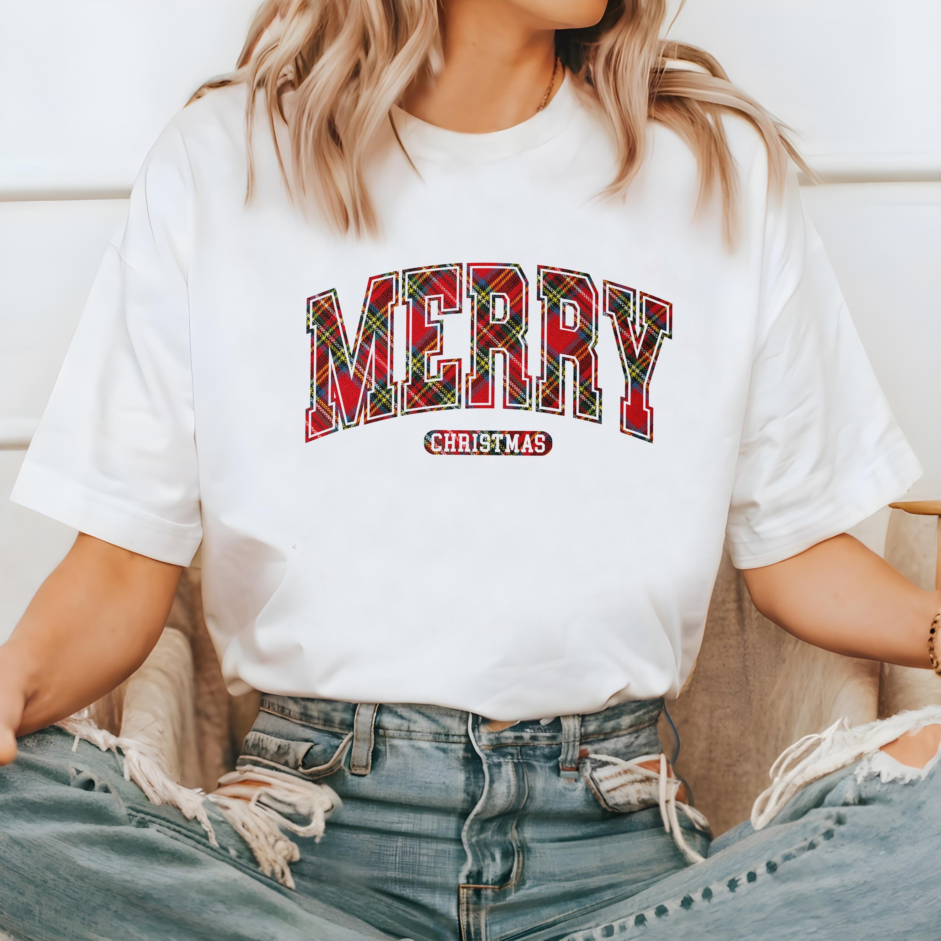 Merry Christmas Comfort Colors Shirt, Nostalgic Christmas TShirt, Holiday Shirt, Cozy T, Christmas Design, Plaid Design, Christmas 2025