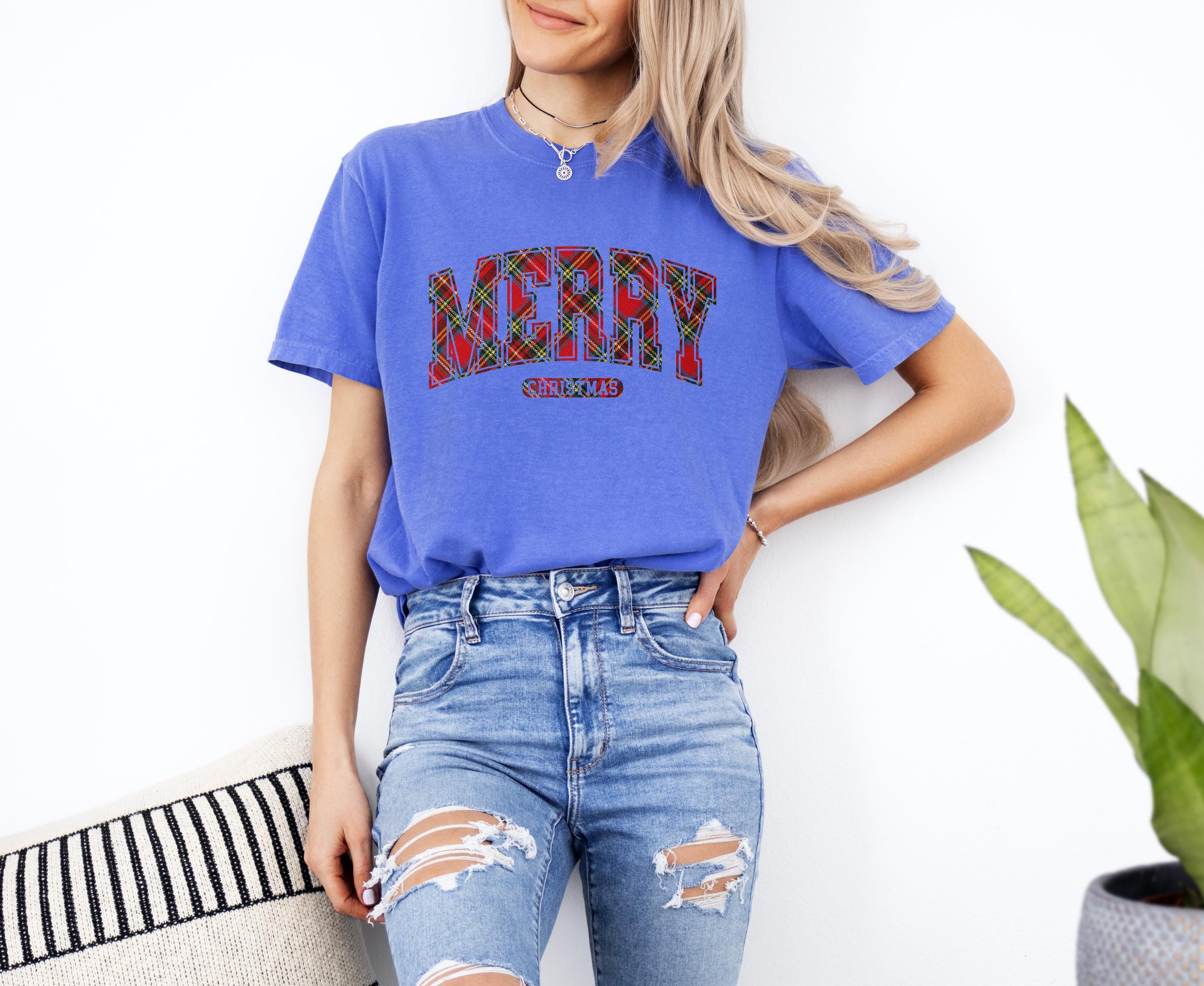 Merry Christmas Comfort Colors Shirt, Nostalgic Christmas TShirt, Holiday Shirt, Cozy T, Christmas Design, Plaid Design, Christmas 2025