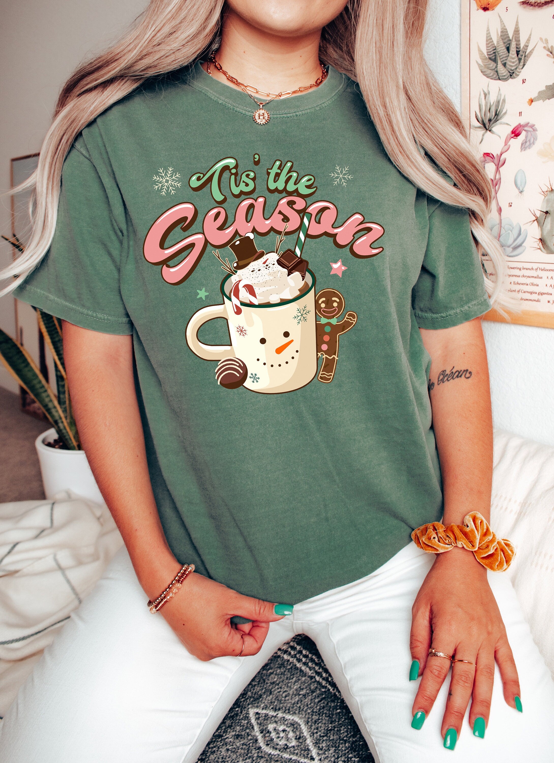 Retro Christmas Comfort Colors Shirt, Tis The Season Santa Shirt, Vintage Santa Christmas Shirt, Retro Holiday Shirt, Ugly Sweater Shirt