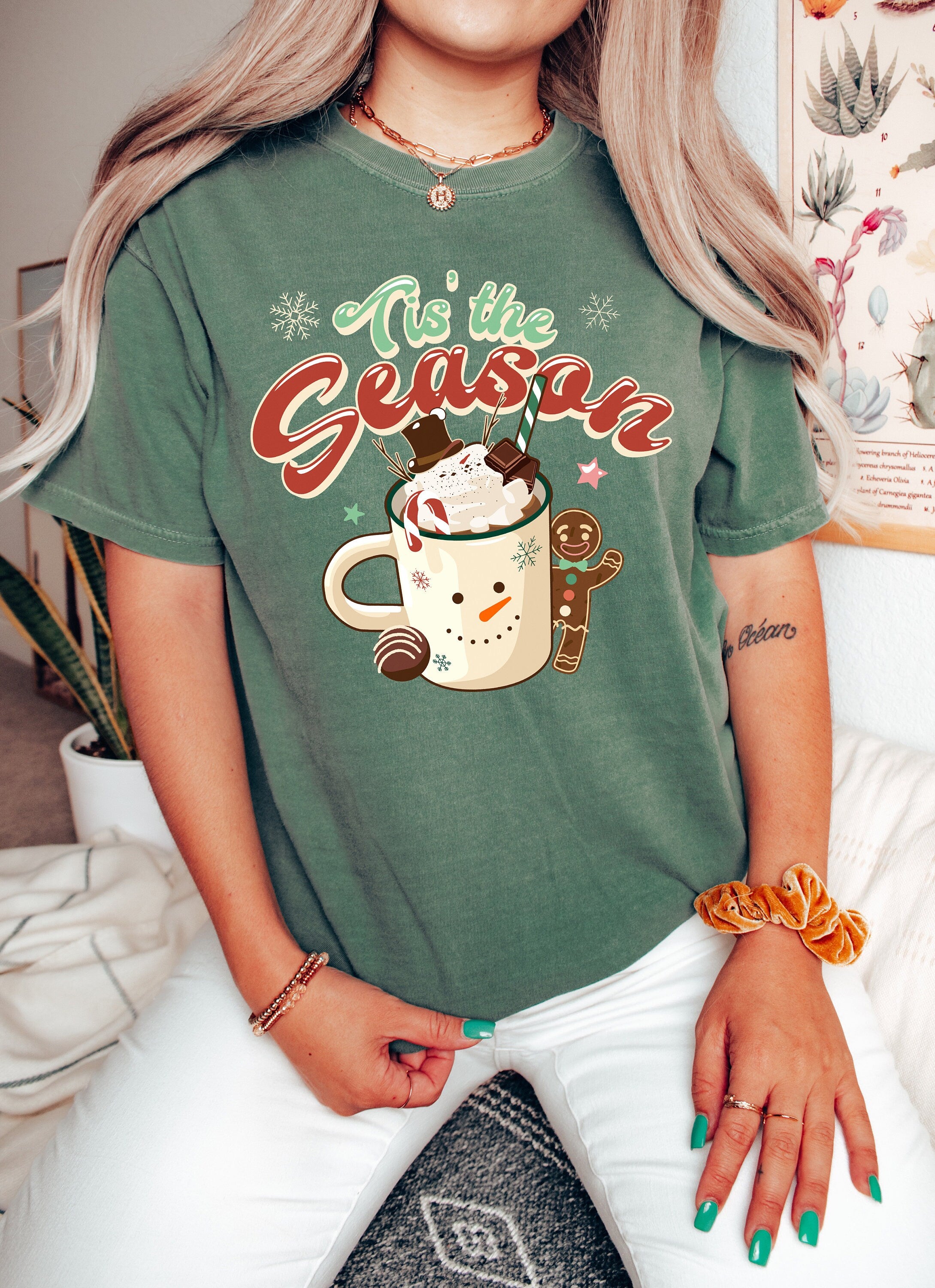 Retro Christmas Comfort Colors Shirt, Tis The Season Santa Shirt, Vintage Santa Christmas Shirt, Retro Holiday Shirt, Ugly Sweater Shirt