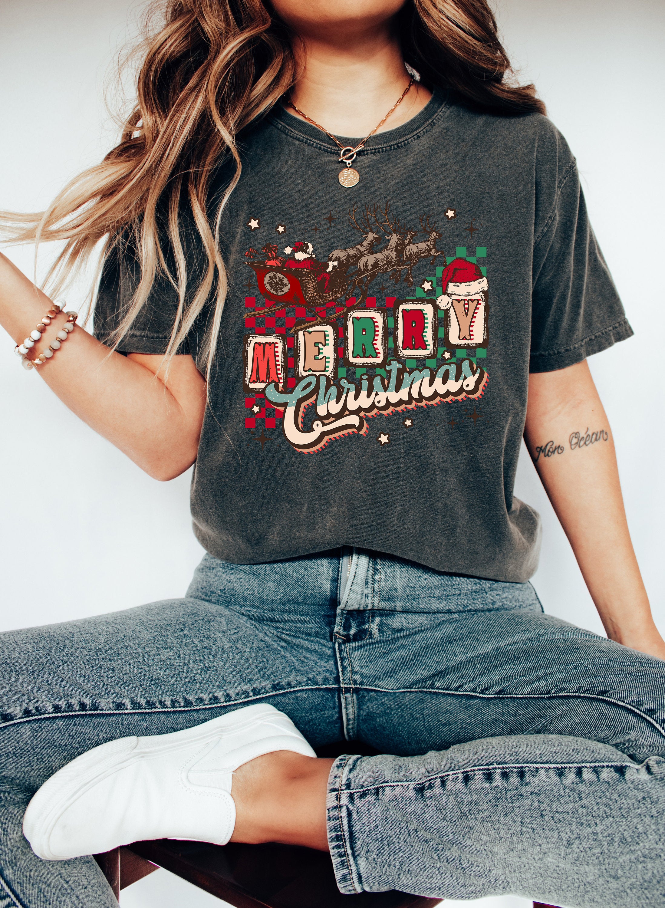 Retro Christmas Comfort Colors Shirt, Merry Merry Christmas Shirt, Vintage Santa Christmas Shirt, Retro Holiday Shirt, Ugly Sweater Shirt