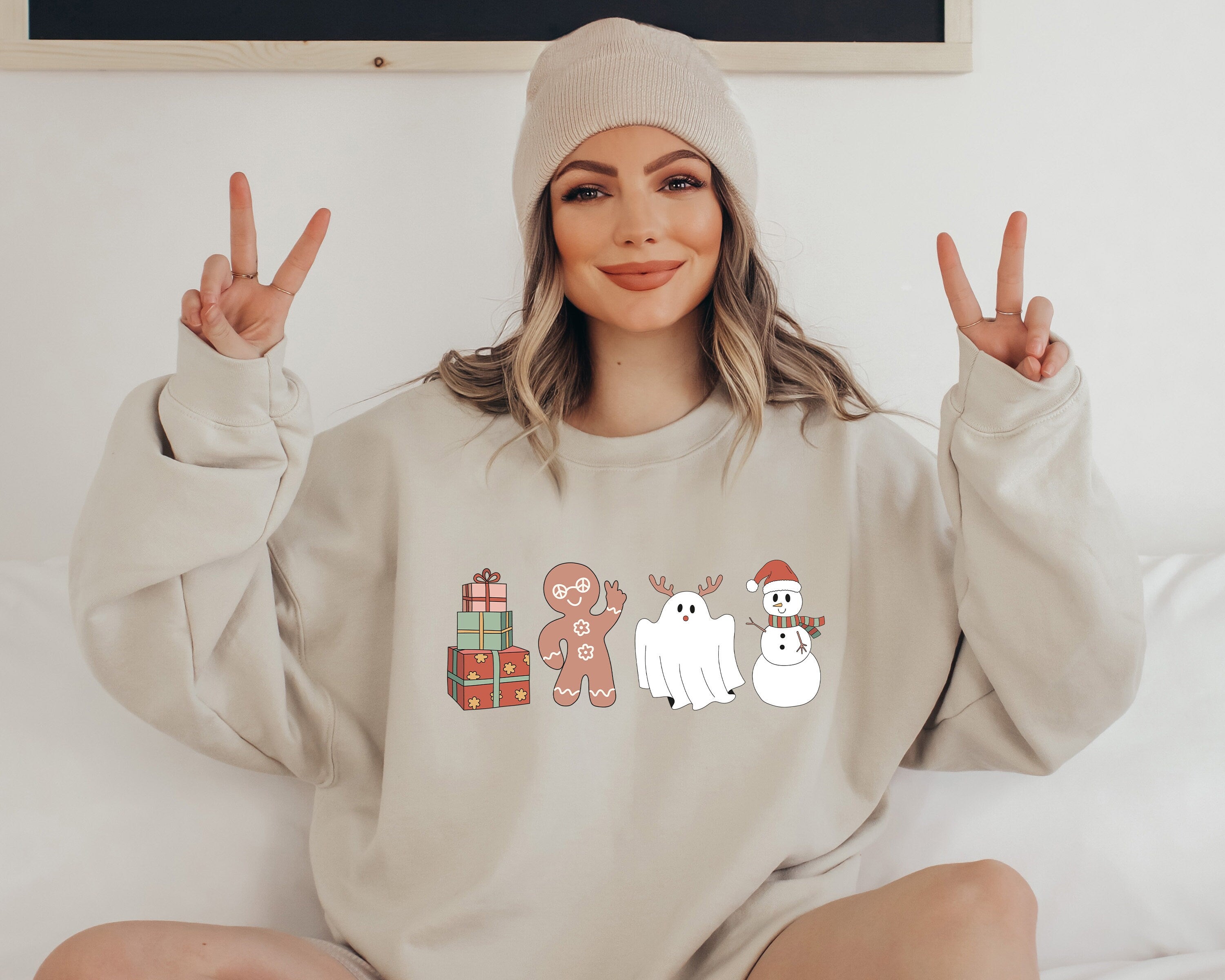 Tis The Season Santa Sweater, Vintage Christmas, Christmas Sweatshirt, Women's Cute Santa, Xmas Graphic Pullover, Holiday Ugly Sweater