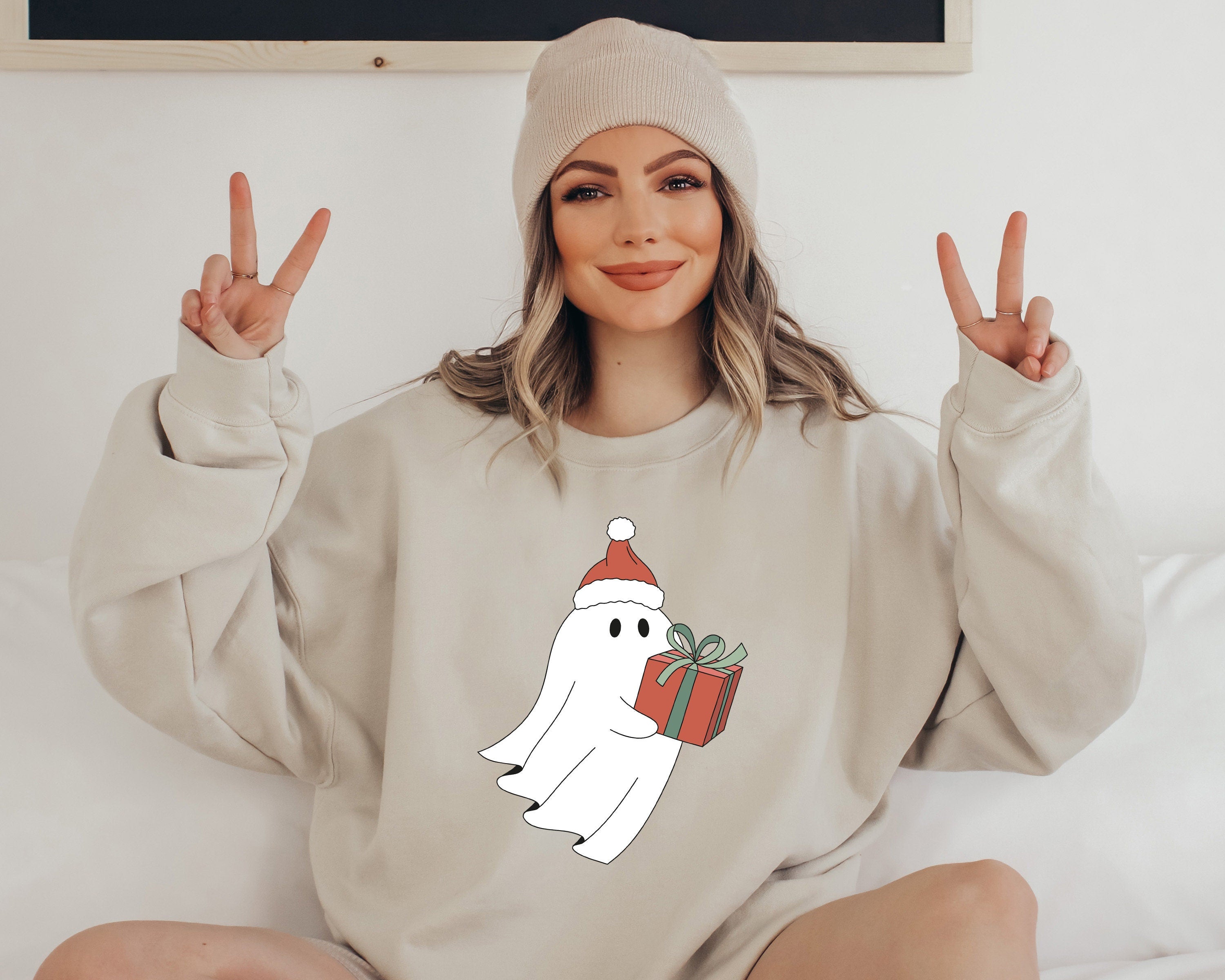 Making Spirits Bright Ghost Sweater, Vintage Christmas, Christmas Sweatshirt, Women's Cute Santa Xmas Graphic Pullover, Holiday Ugly Sweater