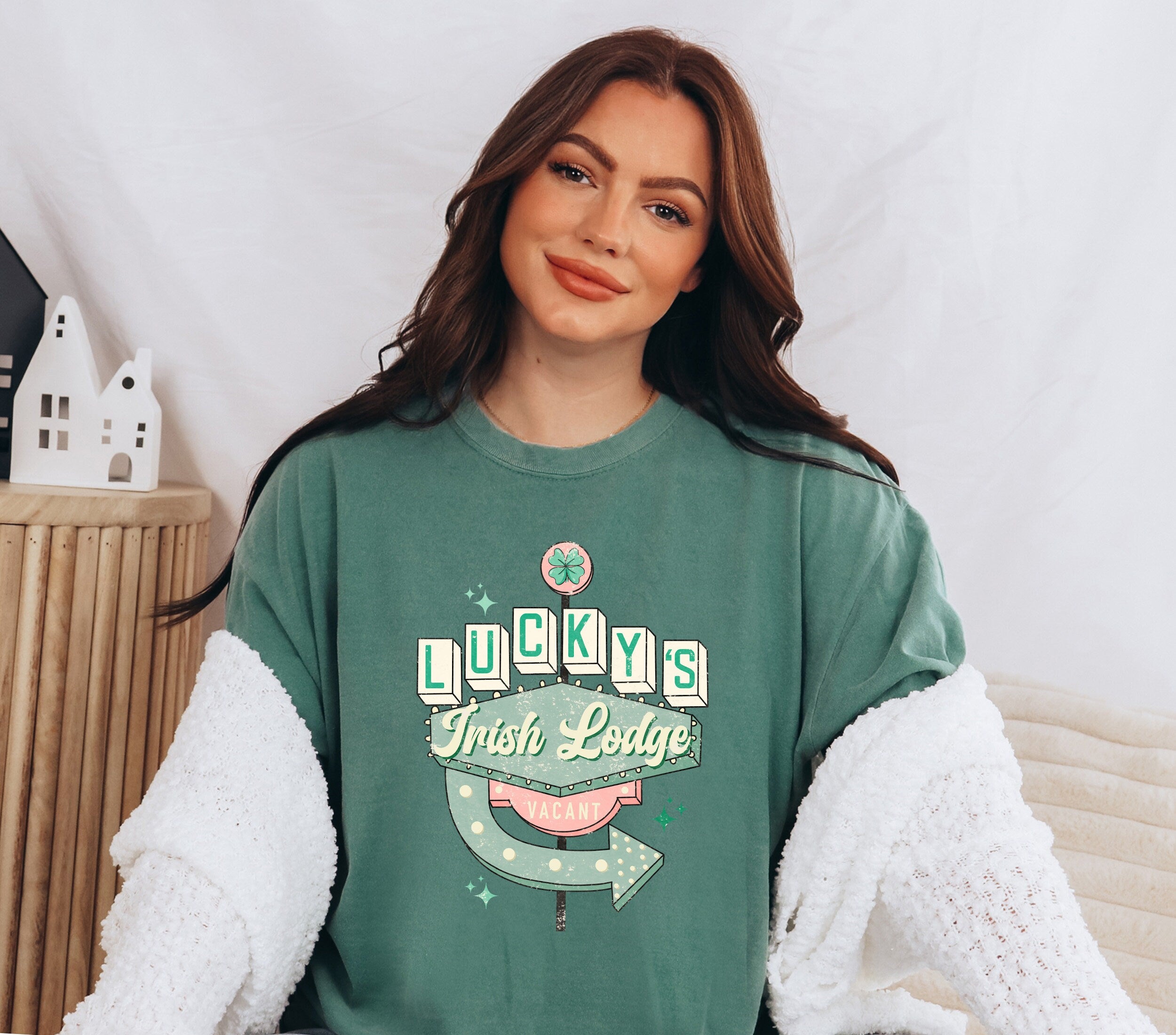 Retro St Patty's Day Comfort Colors Shirt, Luckys Irish Inn, Vintage St Patrick's Day Shirt, Day Drinking Shirt, Retro Shirt, Lucky Shirt