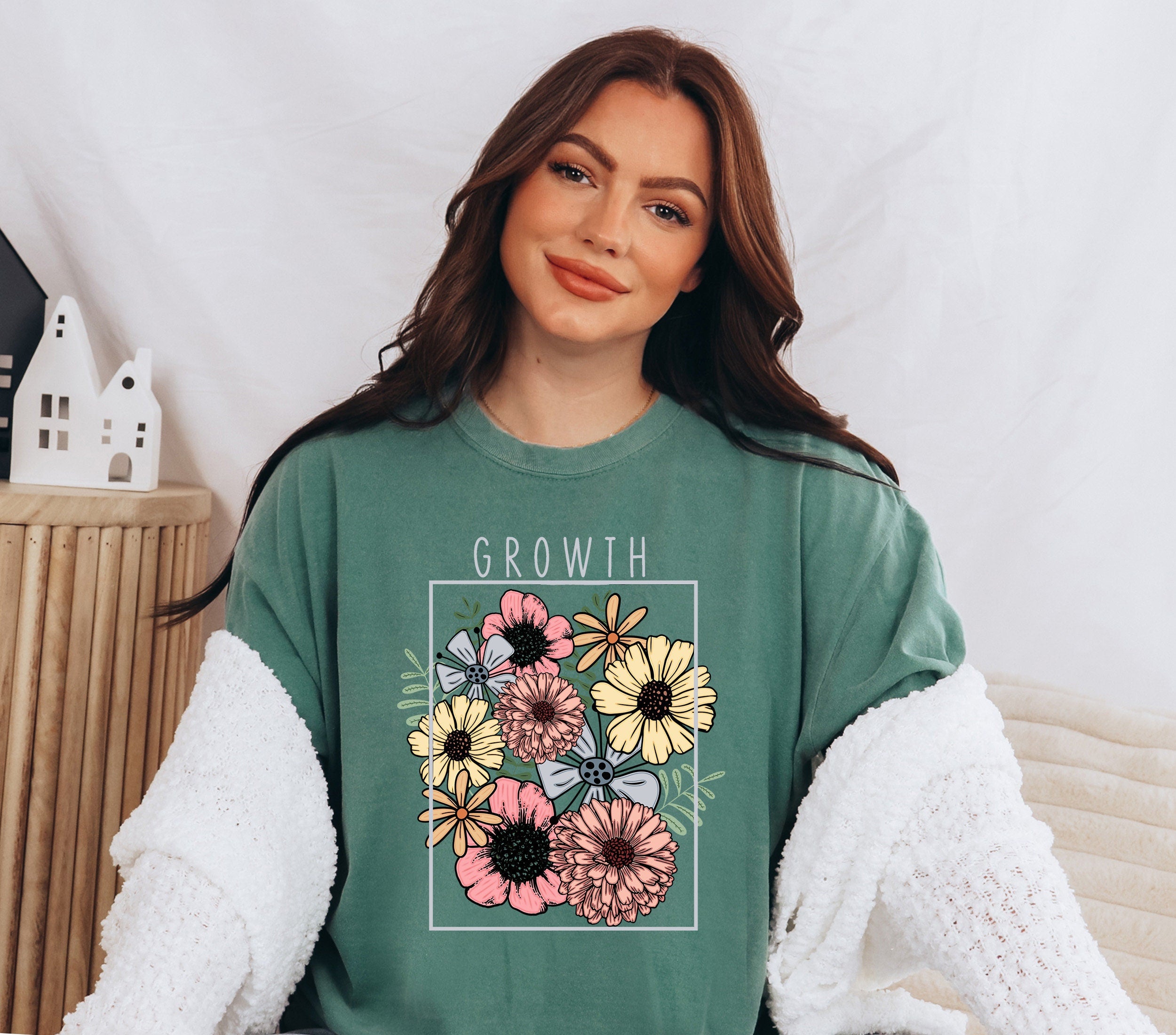 Comfort Colors Tee, Grow With The Flow Colorful, Quote Shirt, Womens Oversized Shirt, Oversized Shirt, Inspirational Shirt, Positive Shirts