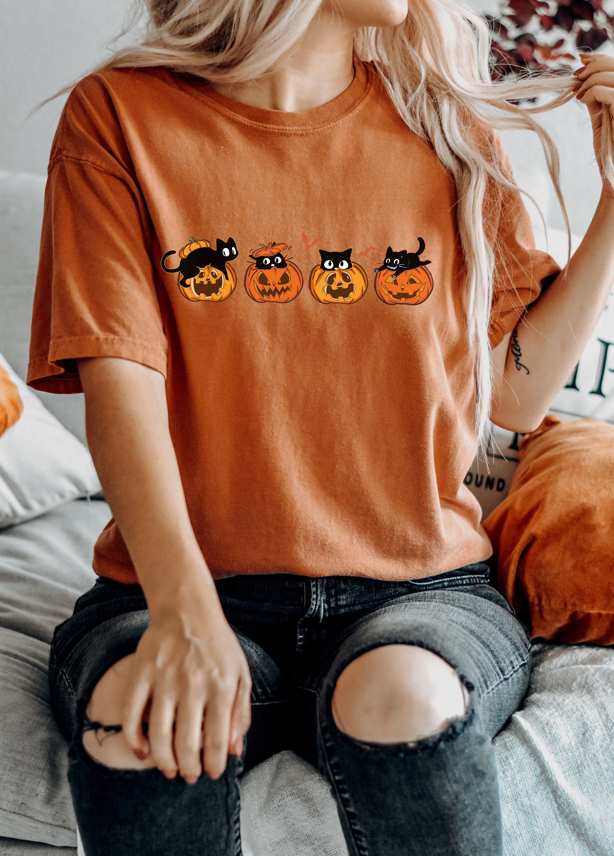 Retro Halloween Comfort Colors shirt, Halloween Cat Shirt, Vintage Pumpkin Halloween Shirt, Cat Shirt,Retro Fall Shirt, Fall Shirt, Autumn