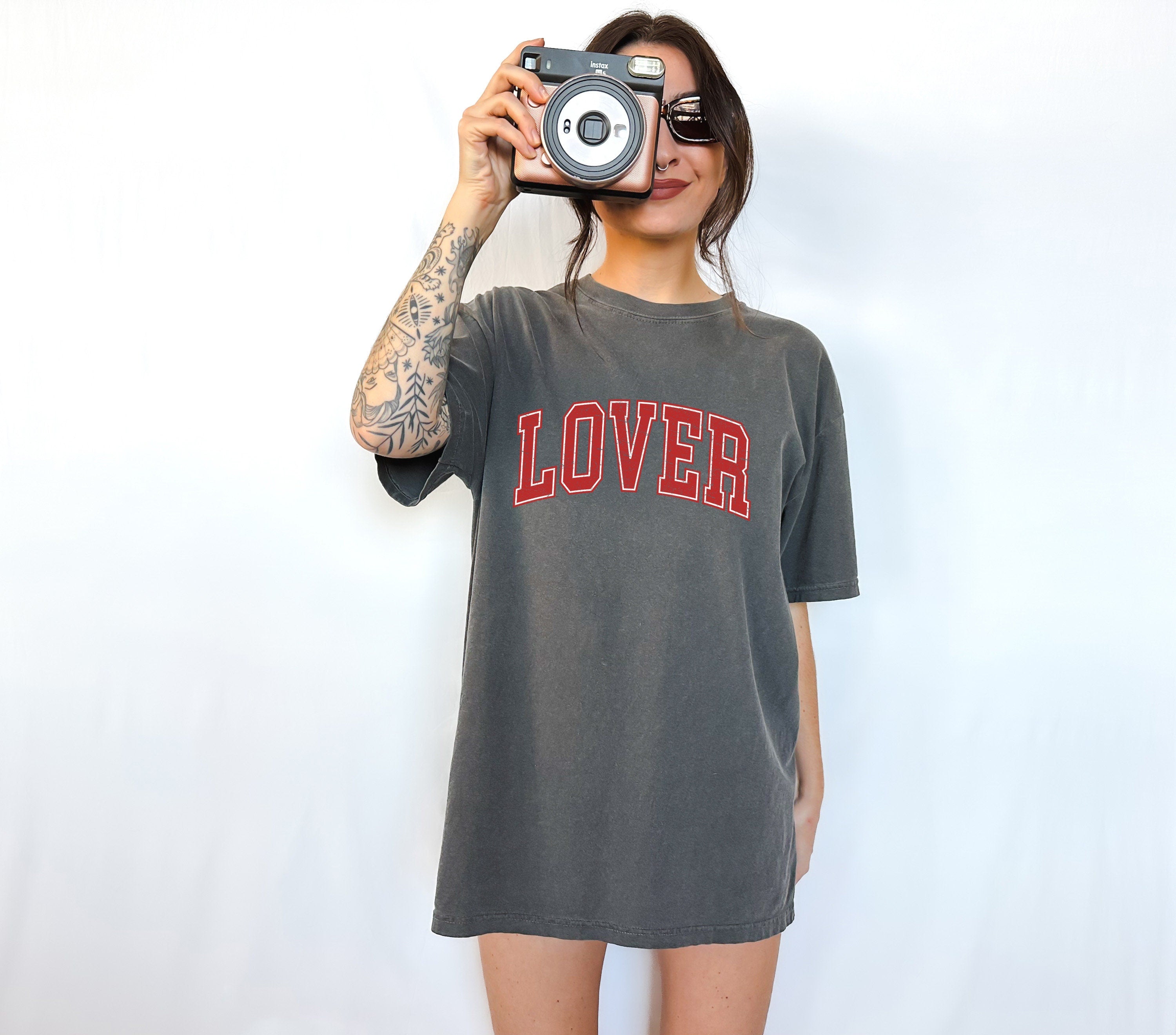 Retro Valentines Day Comfort Colors Shirt, Red Love Varsity Crew, Vintage Galentines Day T Shirt, Love Shirt, Retro Grunge Graphic T,