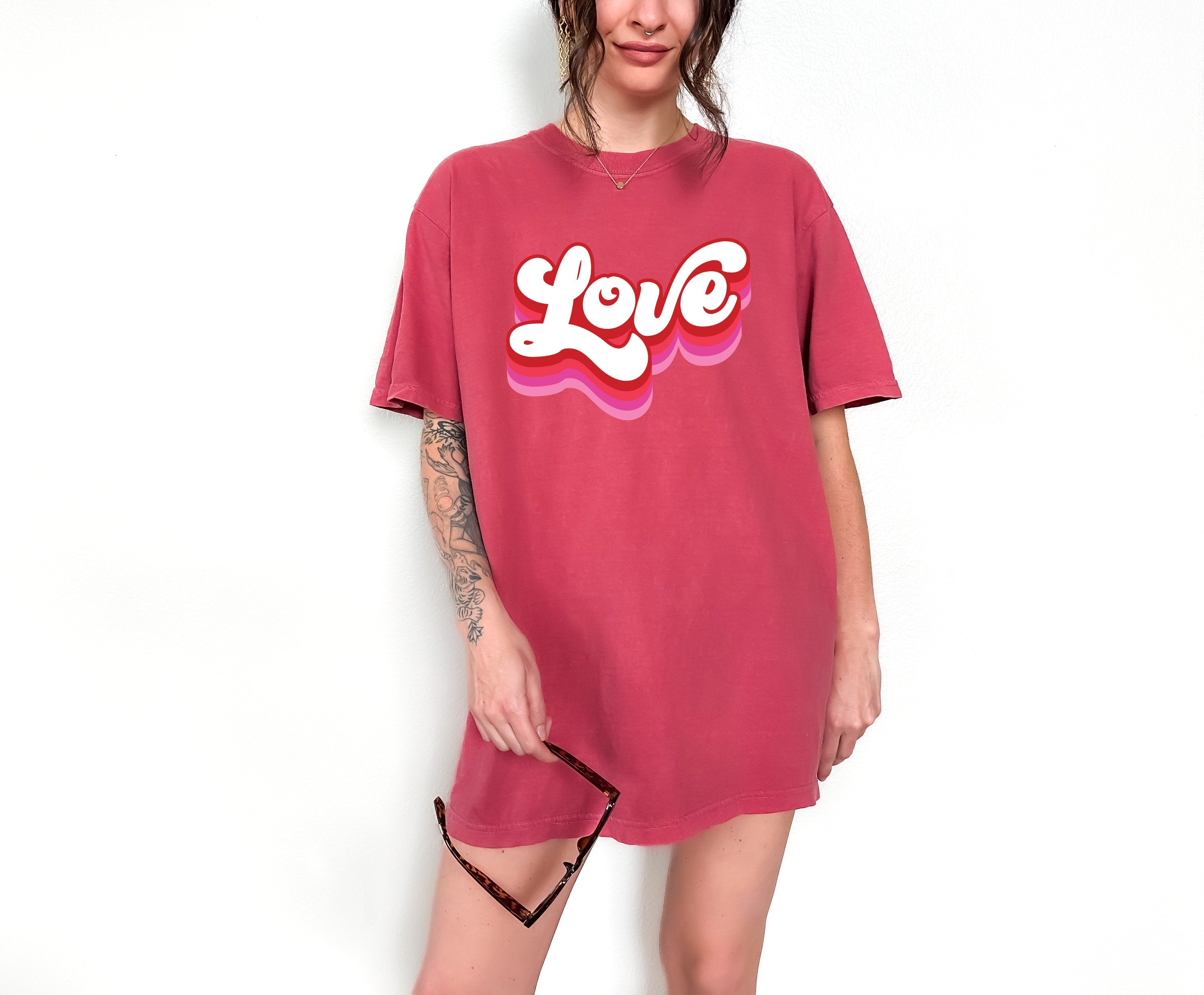 Retro Valentines Day Comfort Colors Shirt, Retro Love Shirt, Vintage Galentines Day T Shirt, VDay Shirt, Holiday Shirt, Graphic T Shirt