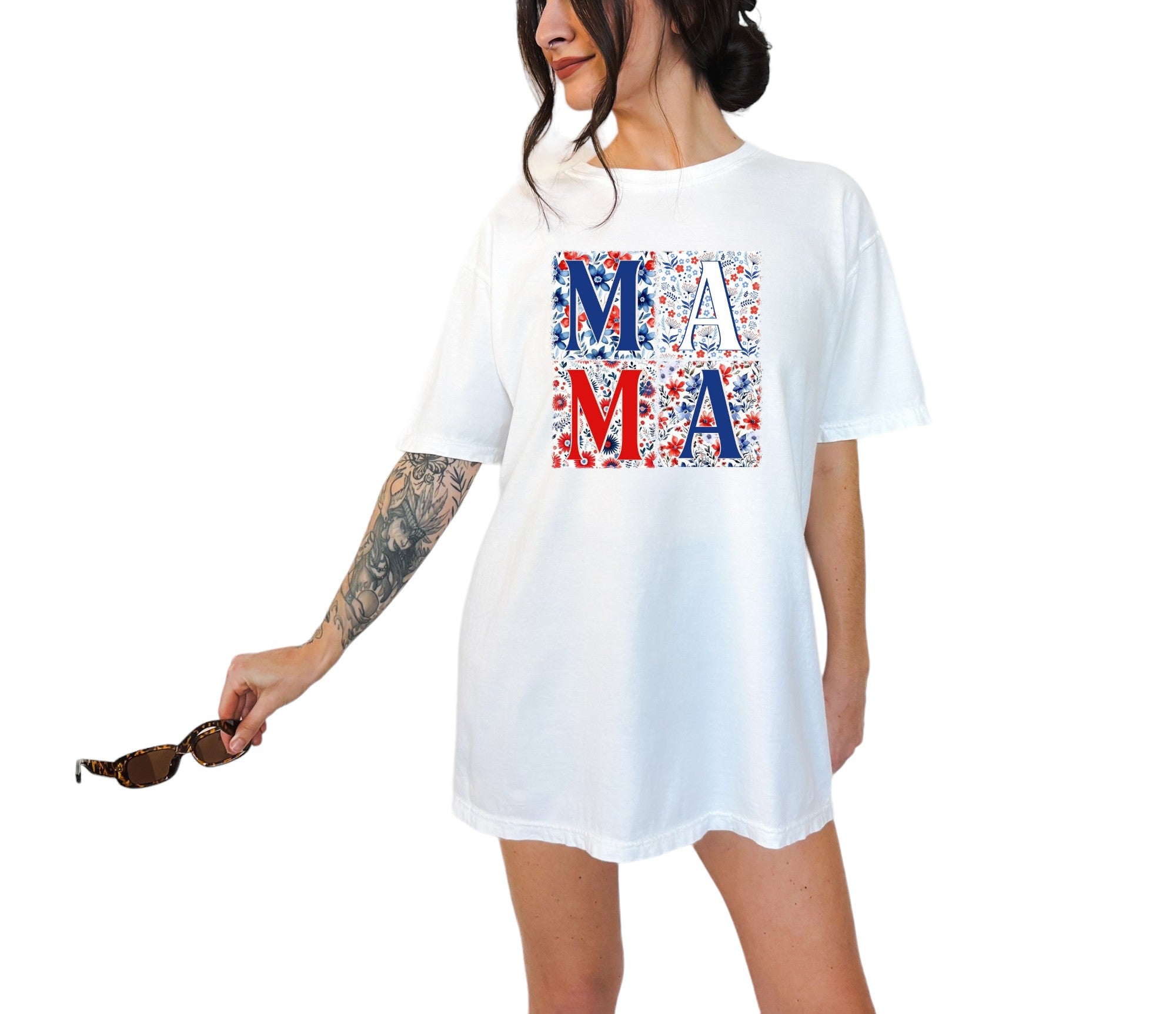 Floral MAMA 4th of July Vintage Washed Shirt Women's July Fourth shirt America Patriotic Shirt Independence Day Flower Design