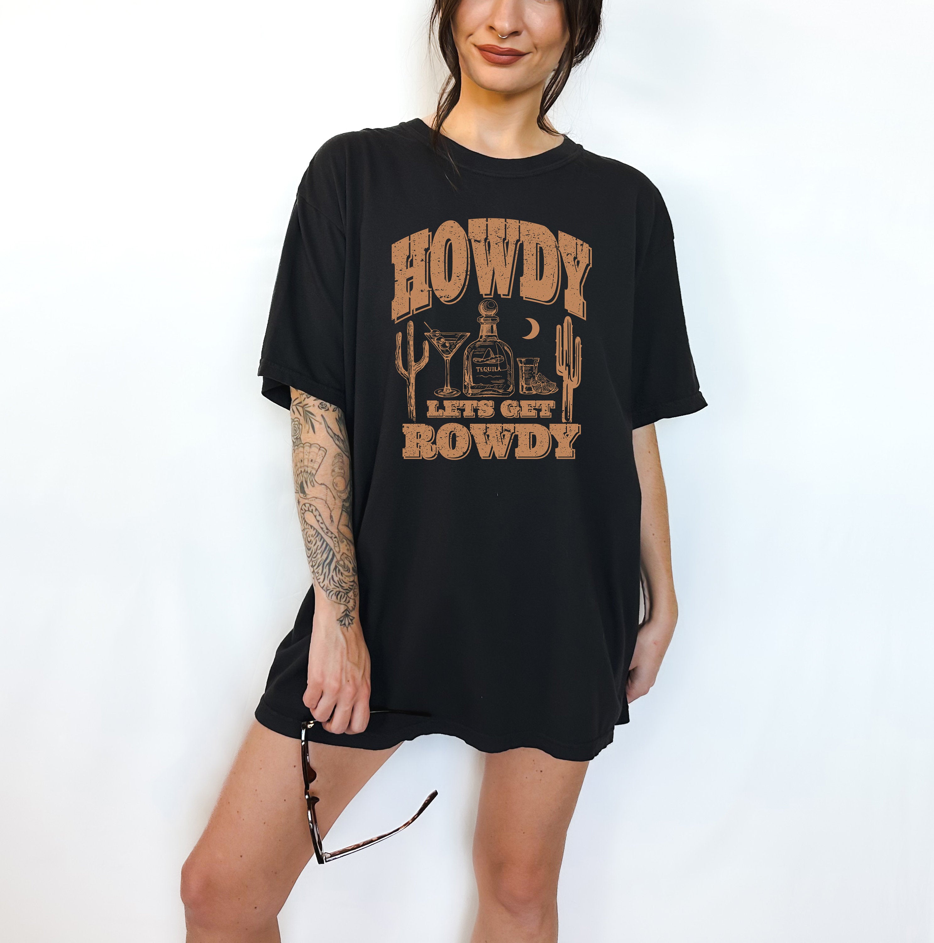 Retro Comfort Colors shirt, Howdy Lets Get Rowdy, Bachelorette Shirt, Western Graphic T, Bach Trip, Girls Trip Bachelorette Matching T Shirt