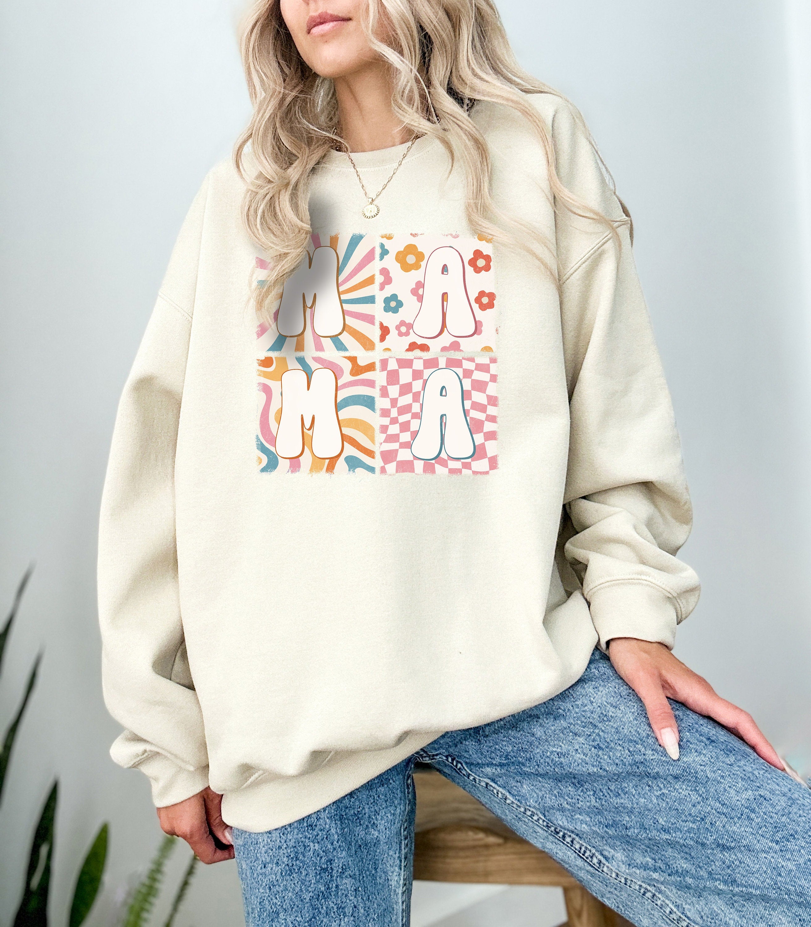 Floral Retro Mama Sweatshirt, Mother's Day Gift, Mother's Day Sweater, Mama Crewneck, Momma Crew, Vintage Sweater,