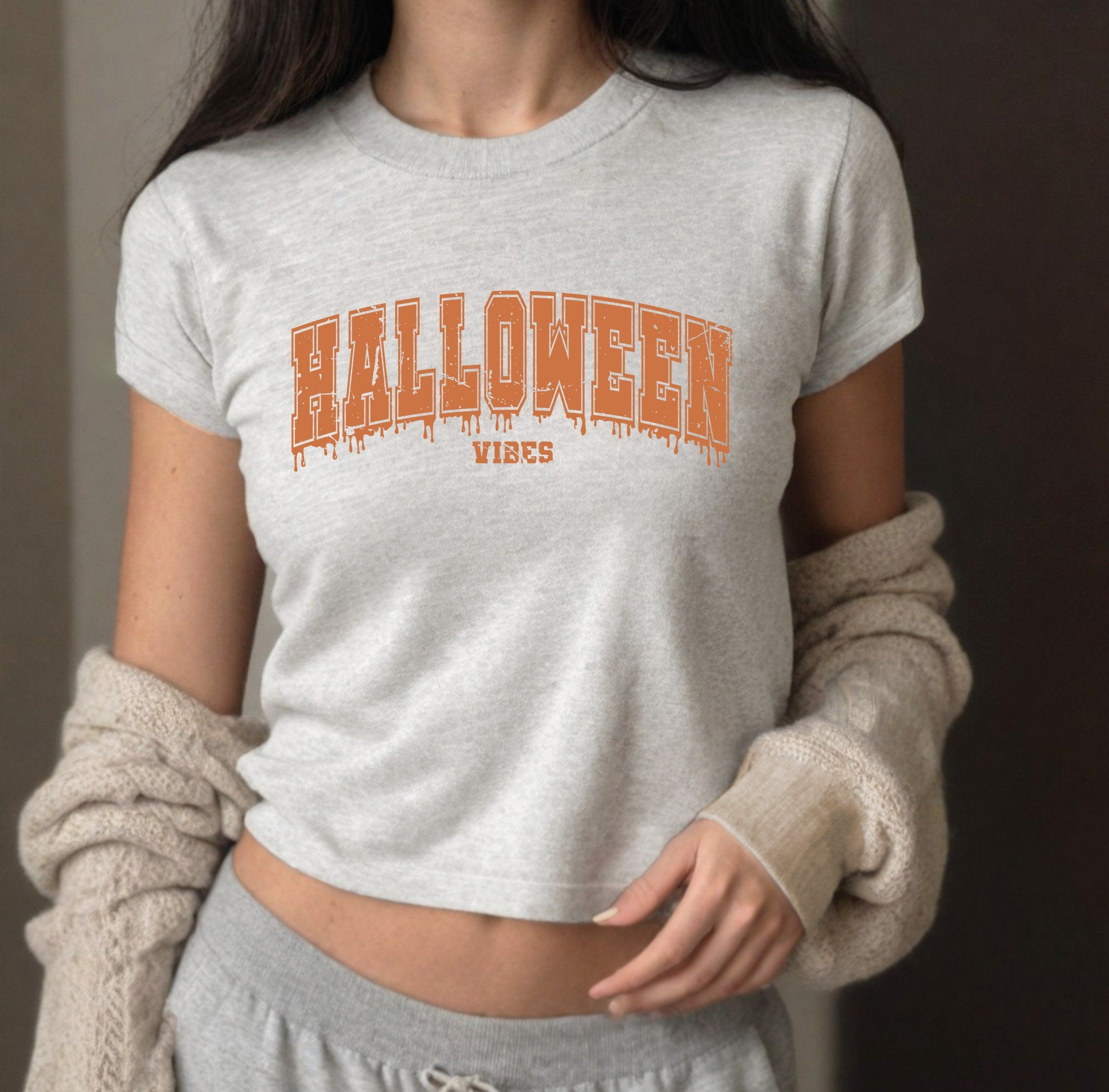 Orange Halloween Vibes Baby Tee, Cute Halloween Graphic T, 90s TShirt, Creep it real Y2K Halloween T, Pumpkin Design, Varsity Letters Spooky