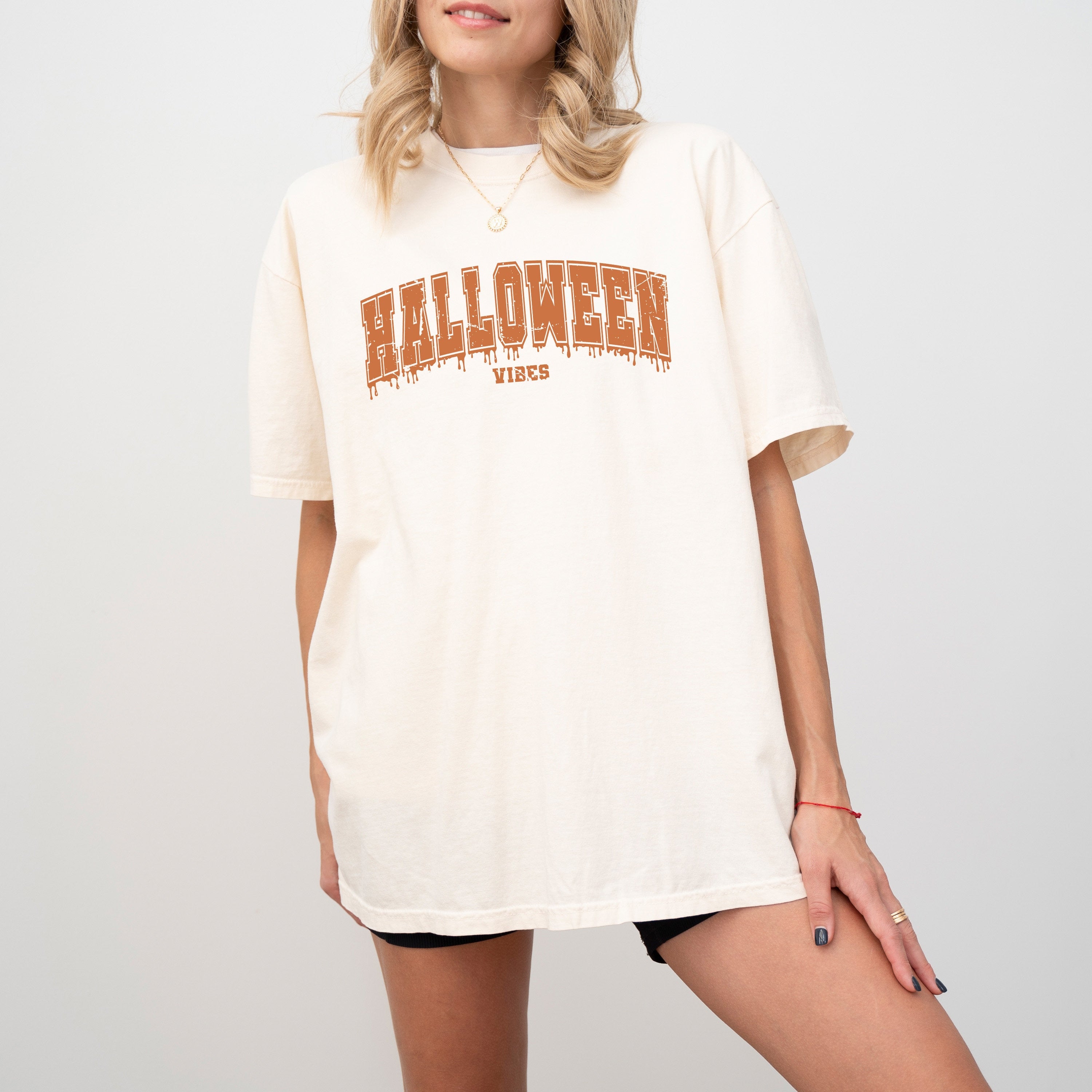 Spooky Halloween Vibes Comfort Colors Tee Spooky Retro Trick or Treat Shirt Retro Skeleton Tee Fall Shirt Autumn T Shirt