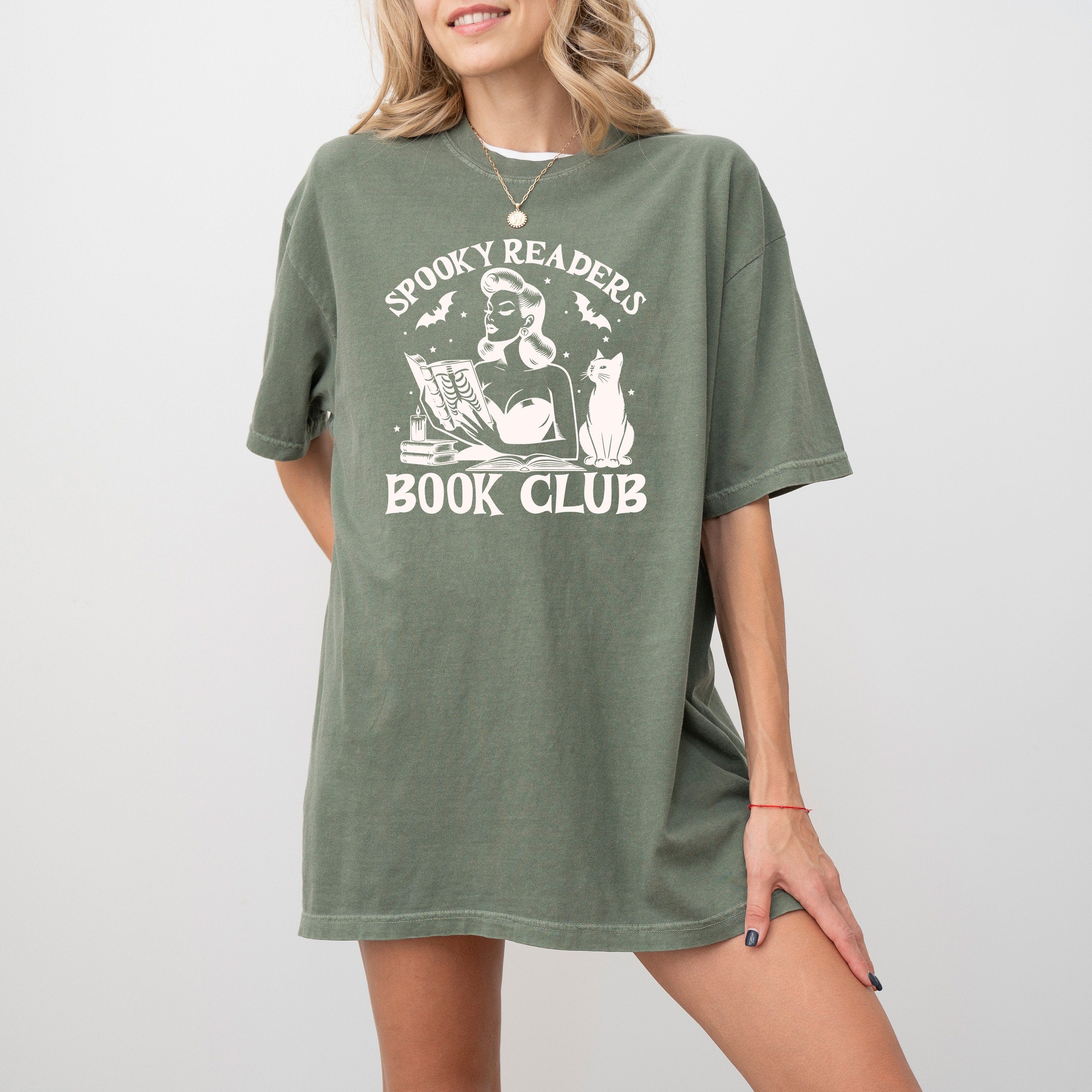 Retro Spooky Readers Book Club Comfort Colors T Shirt, Halloween T, Cute Black Cat Halloween Shirt, Autumn Tee, Fall Pumpkin Shirt, Crewneck