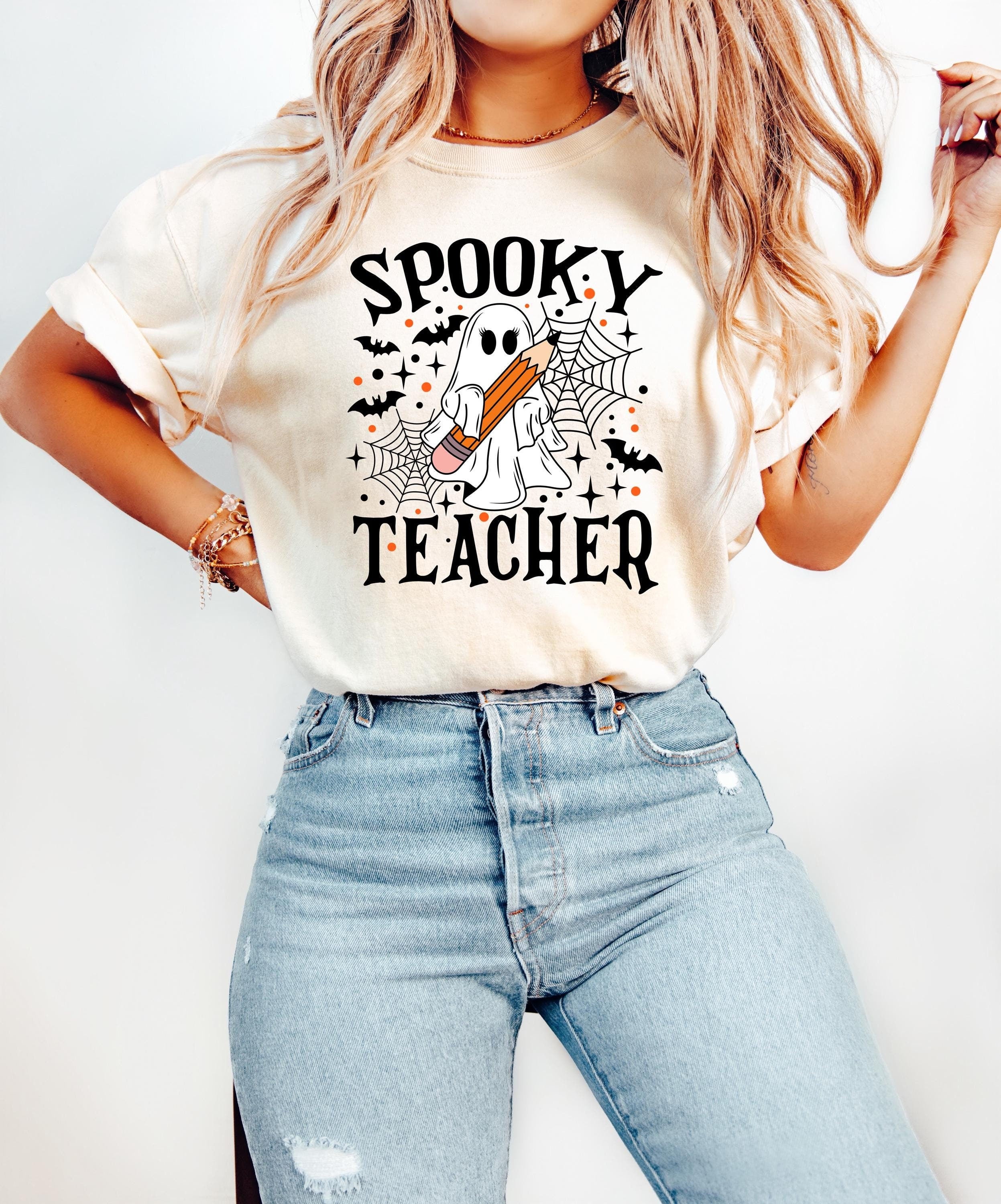 Cute Spooky Teacher Comfort Colors shirt, Halloween Ghost Design For Teachers Teacher Shirt for School Retro Fall Shirt Cute Autumn Shirt