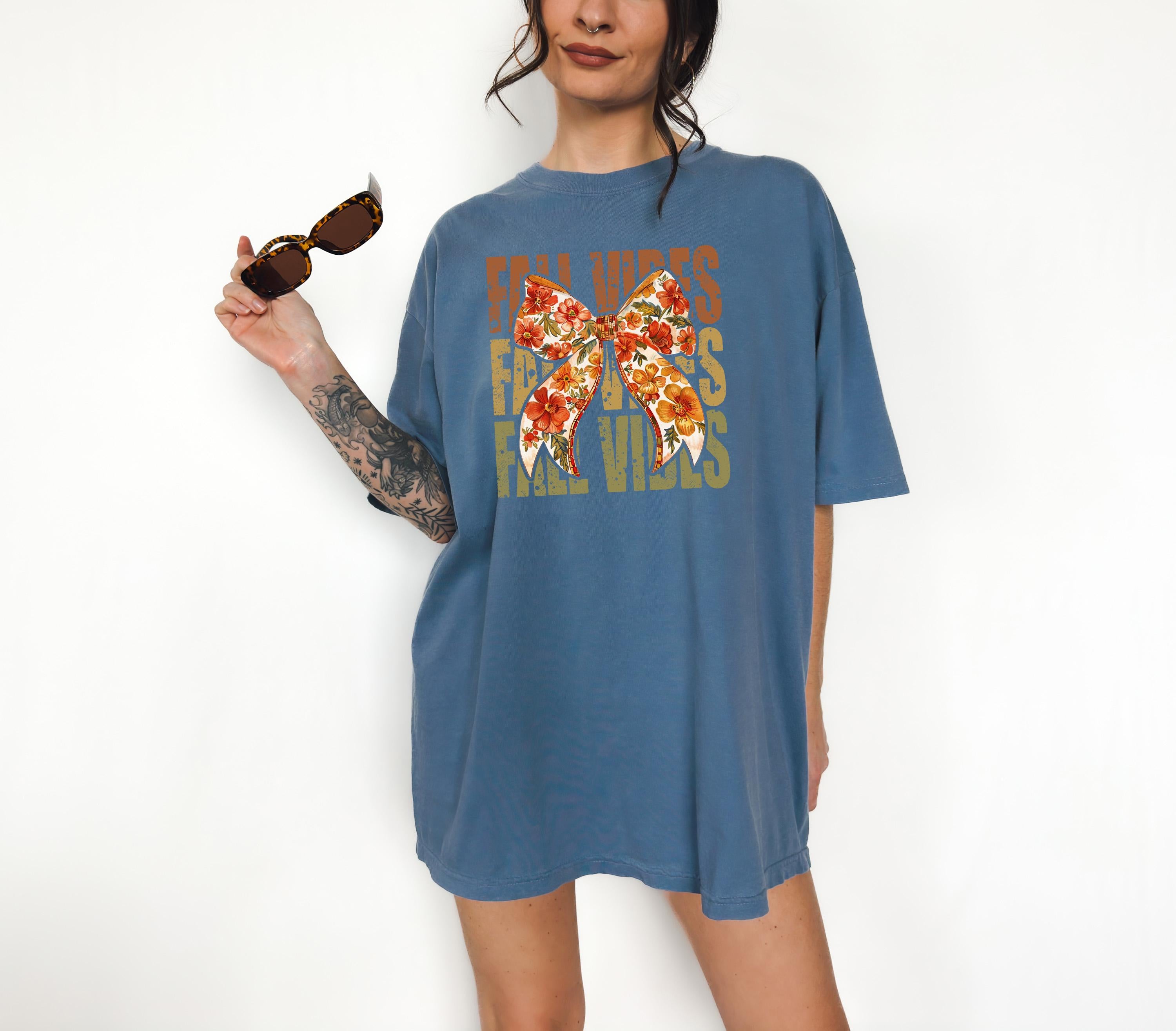 Cute Fall Vibes Comfort Colors shirt, Autumn T Shirt, Vintage Fall Shirt, Retro Fall Vibes Shirt, Autumn Floral Shirt