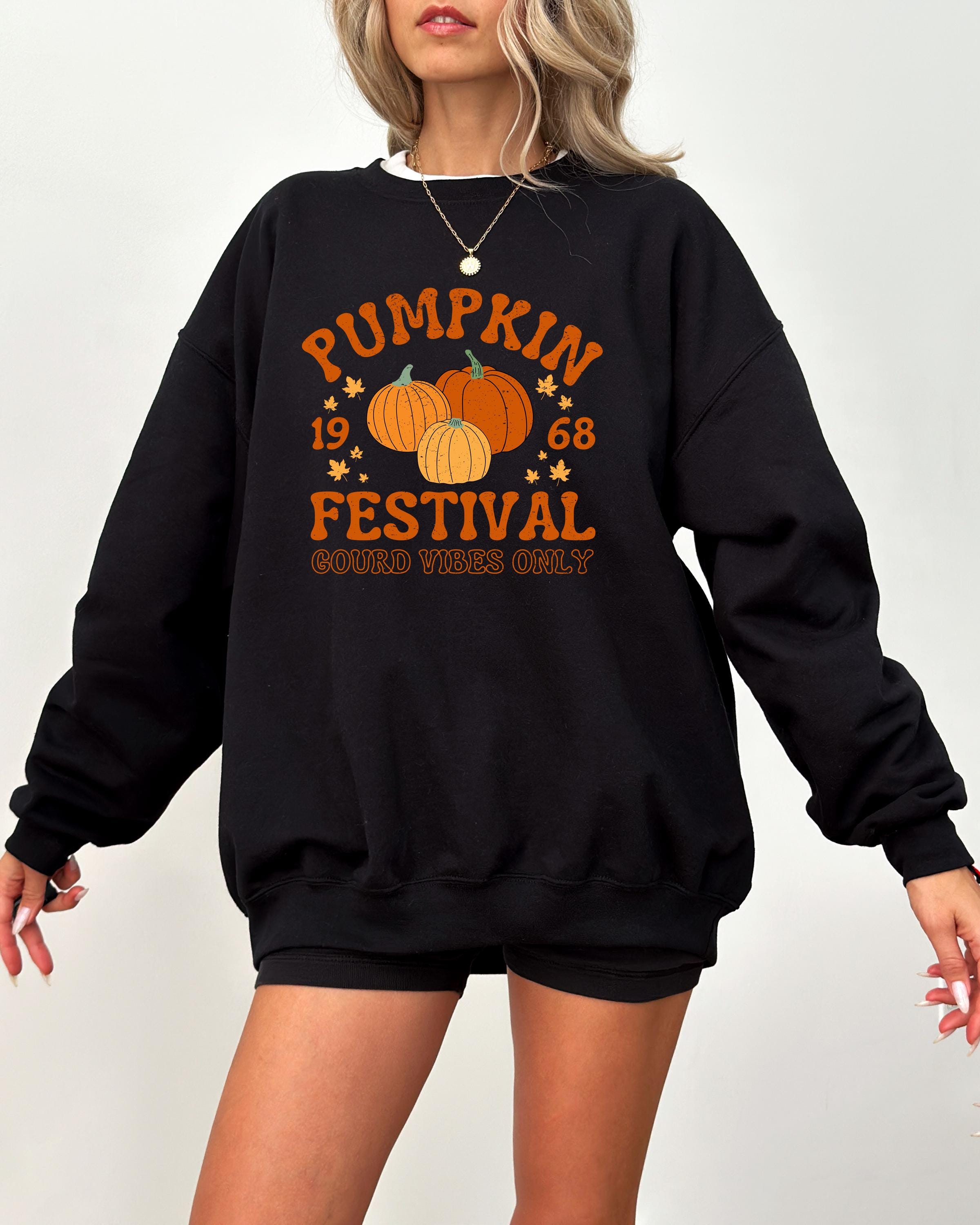 Pumpkin Festival Sweatshirt, Retro Thanksgiving Women's Sweater Vintage Pumpkin Crewneck, Fall Shirt, Cute Fall Fleece, Autumn Harvest Shirt