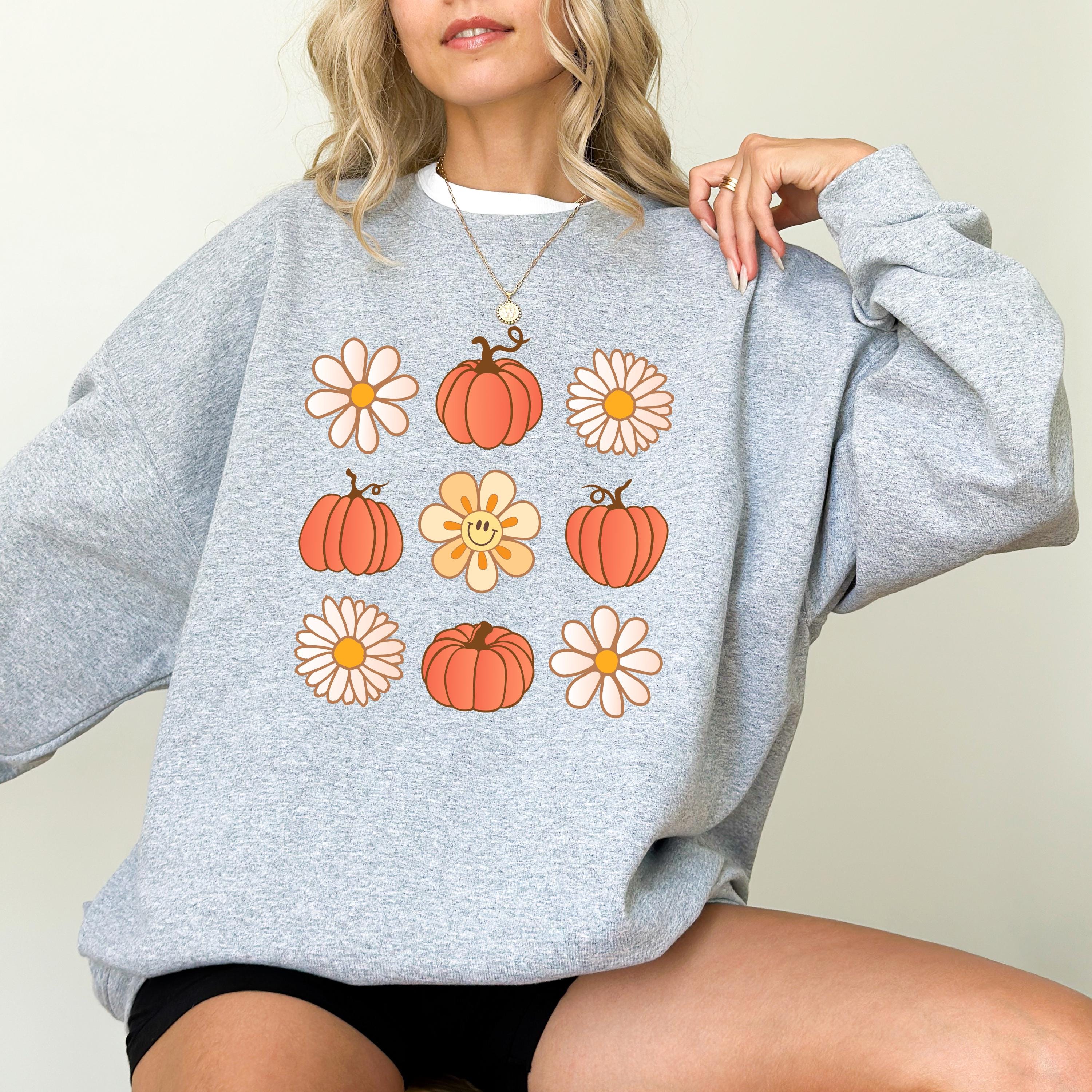 Autumn Harvest Sweatshirt, Retro Thanksgiving Women's Sweater, Vintage Flower and Pumpkin Crewneck, Fall Shirt, Cute Fall Fleece