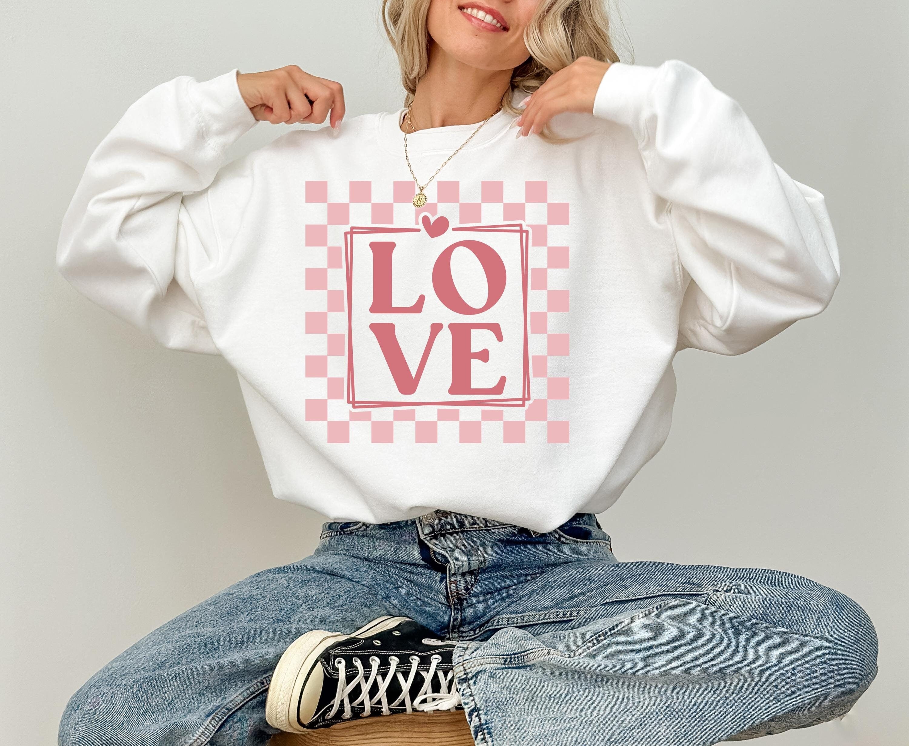 Love Valentine's Day Crewneck, Retro Checkered Valentines Sweatshirt, Valentines Day TShirt, Galentine's Day Pullover, New Vday Design