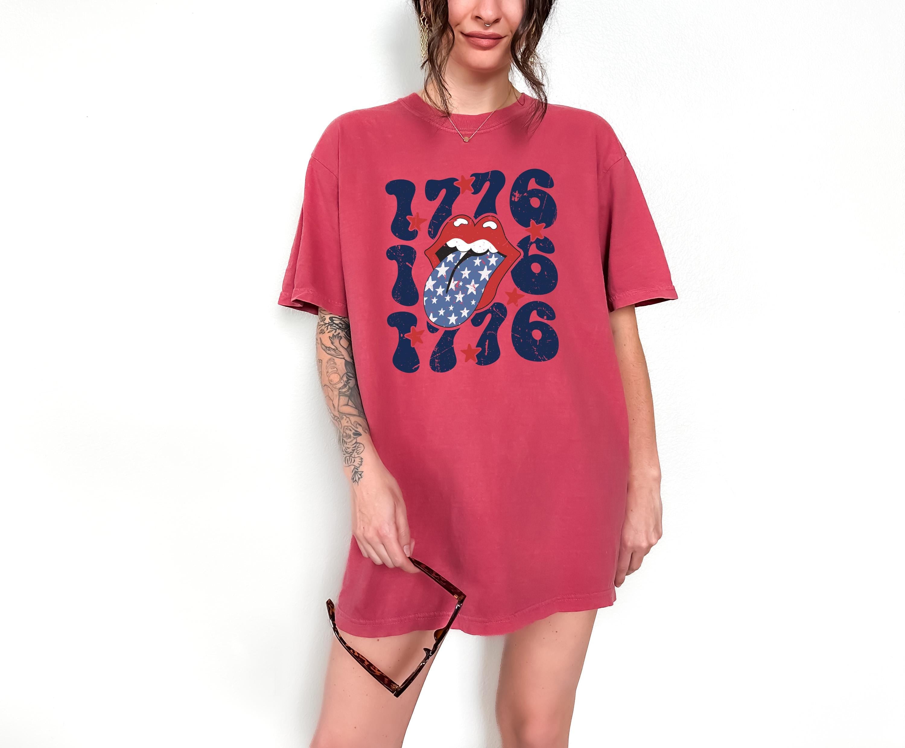 Retro 1776 Distressed Comfort Colors Tshirt, 4th of July tee, Retro fourth shirt, Unisex July 4th T, American Flag Shirt, Independence Day