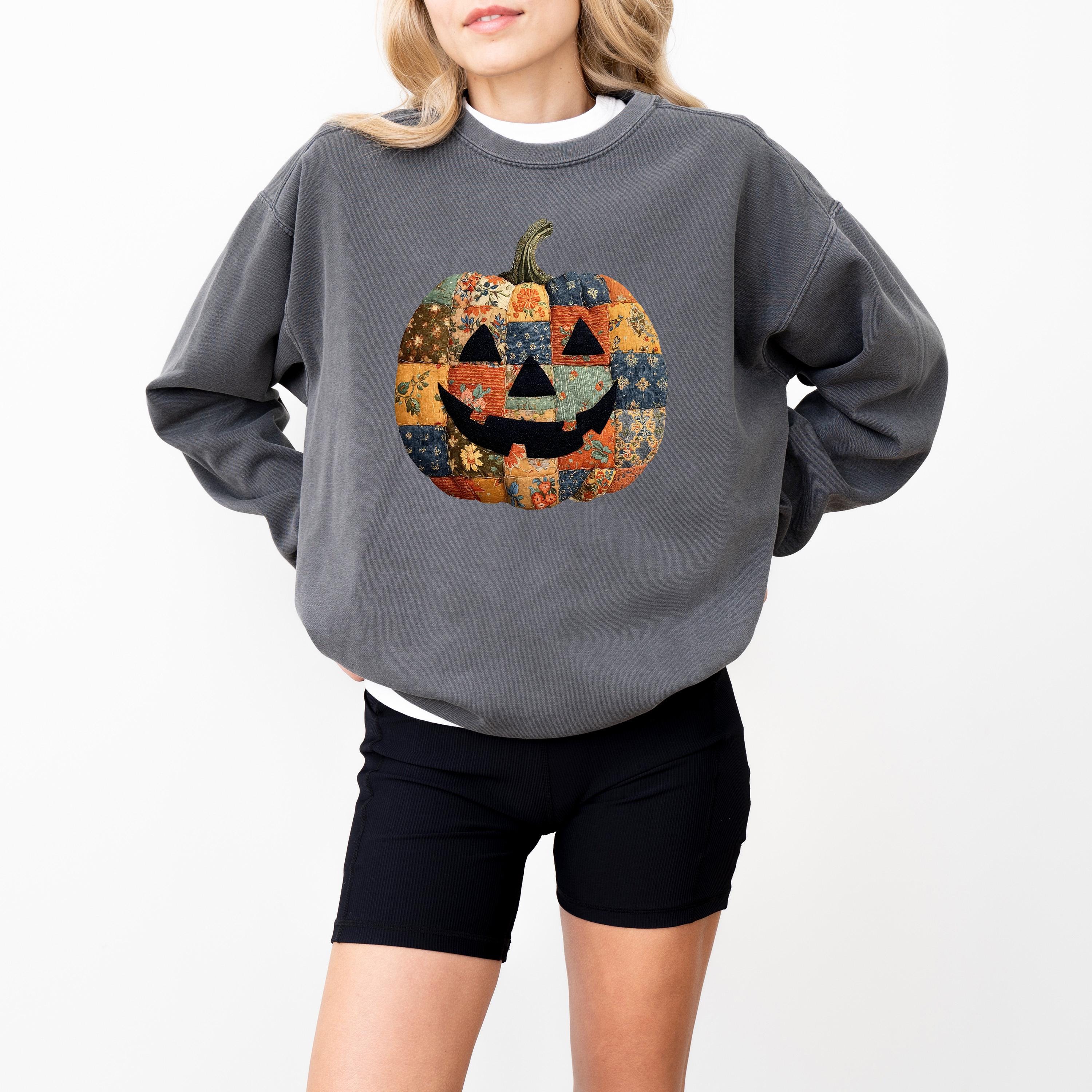 Faux Patchwork Jack O Lantern Design, Comfort Colors Sweatshirt, Cozy Vintage Inspired, Fall Pumpkin, Autumn Sweater, Happy Halloween Shirt