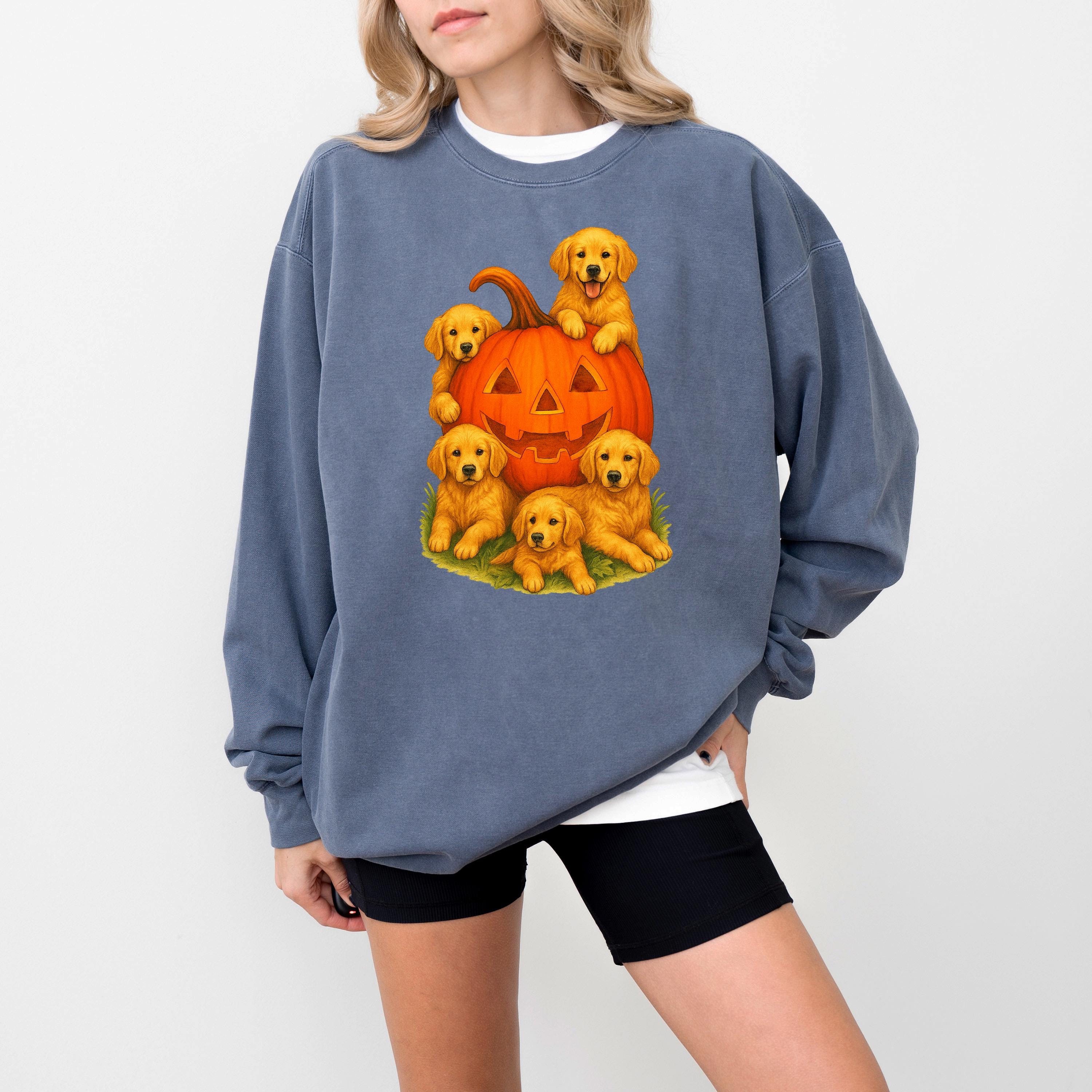 Retro Golden Retriever Halloween Comfort Colors Sweatshirt, Fall DTG Design, Jack O' Lantern Pumpkin, Autumn Sweater, 90's Vintage Crewneck