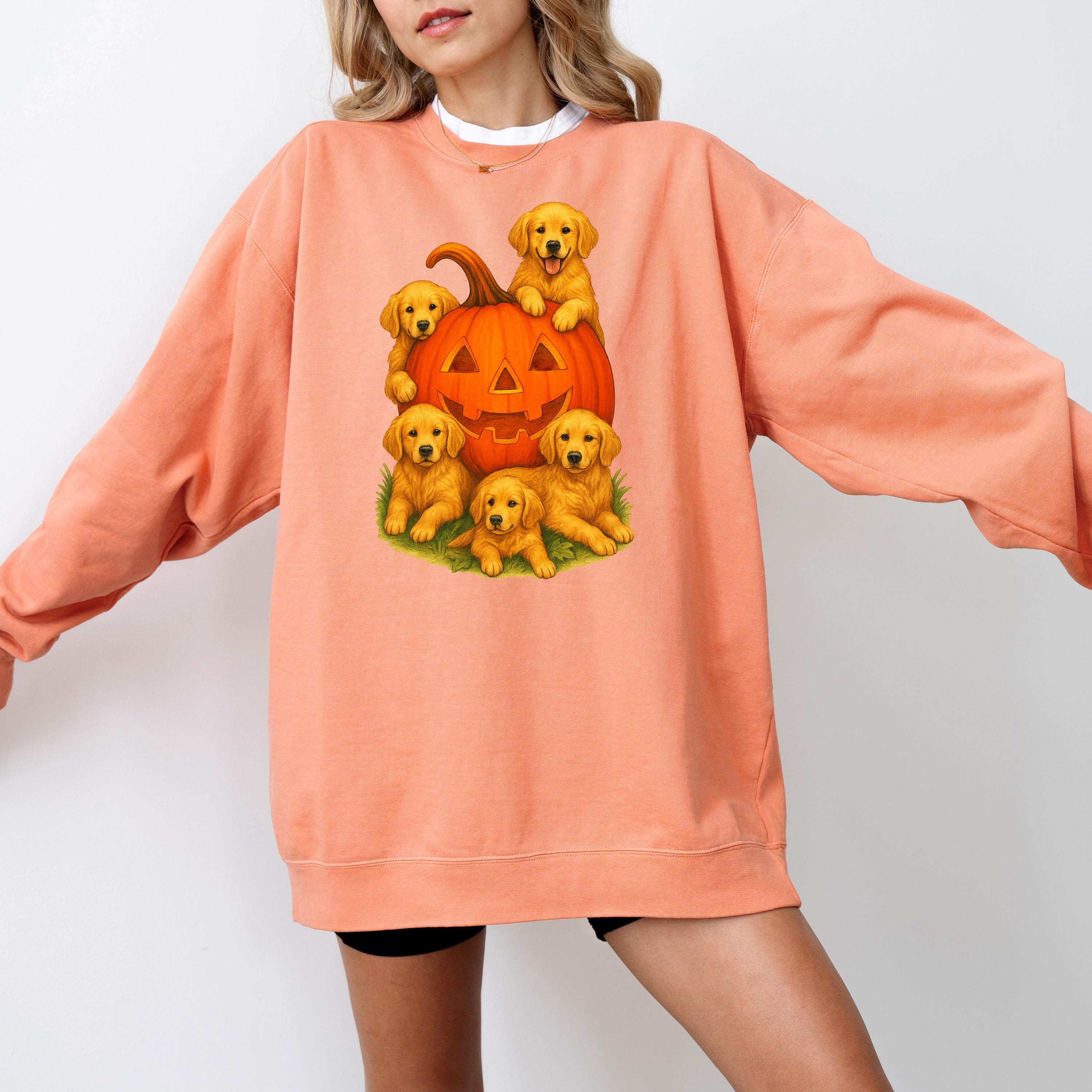 Retro Golden Retriever Halloween Comfort Colors Sweatshirt, Fall DTG Design, Jack O' Lantern Pumpkin, Autumn Sweater, 90's Vintage Crewneck