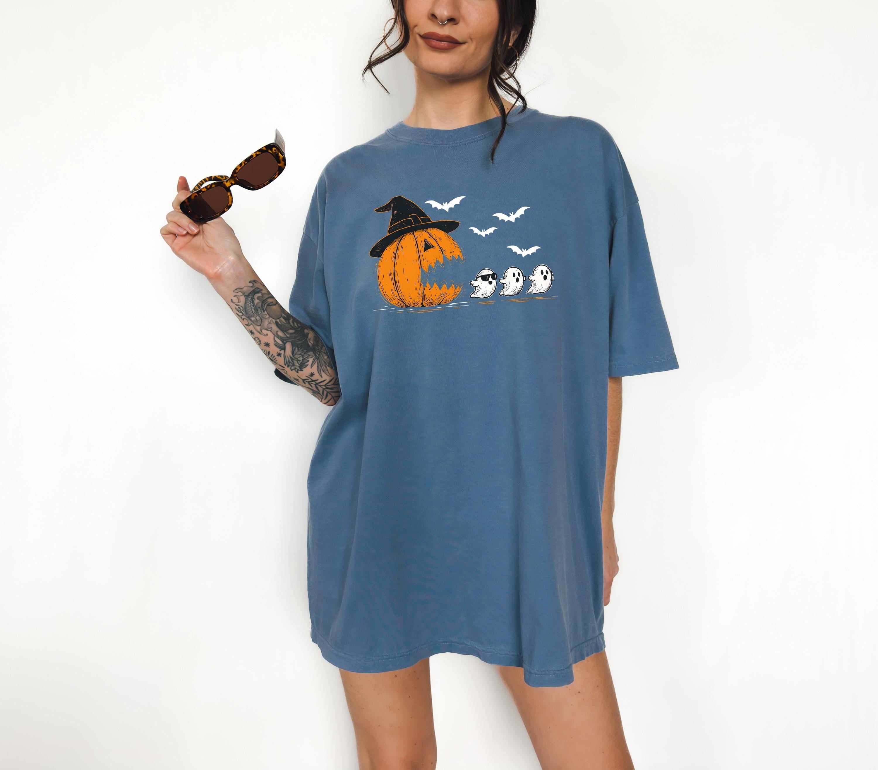 Pumpkin Eating Ghosts Comfort Colors Shirt, Vintage Arcade Game Thanksgiving, Fall Pumpkin Shirt, Retro Fall Tshirt, Autumn Tee