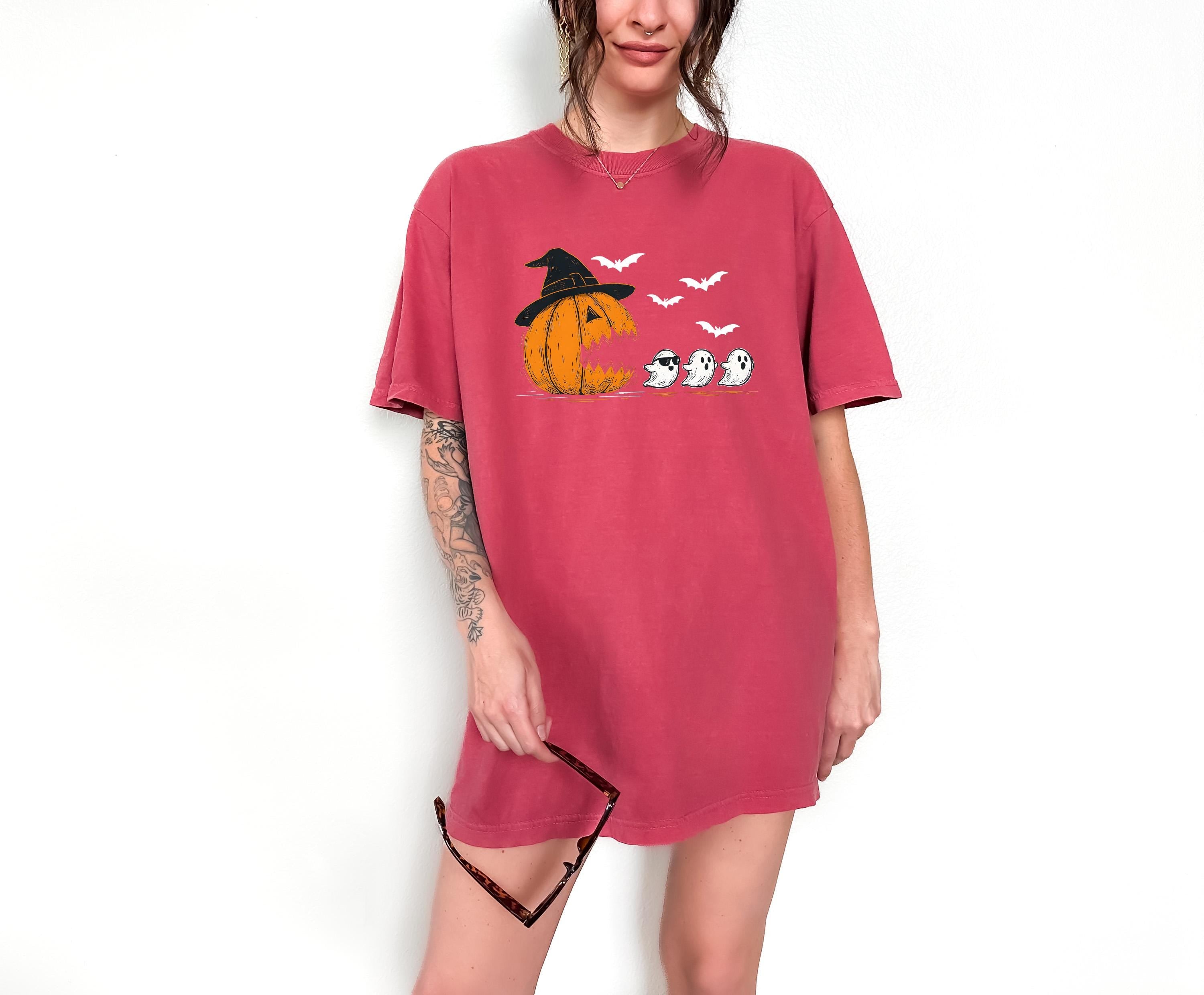 Pumpkin Eating Ghosts Comfort Colors Shirt, Vintage Arcade Game Thanksgiving, Fall Pumpkin Shirt, Retro Fall Tshirt, Autumn Tee