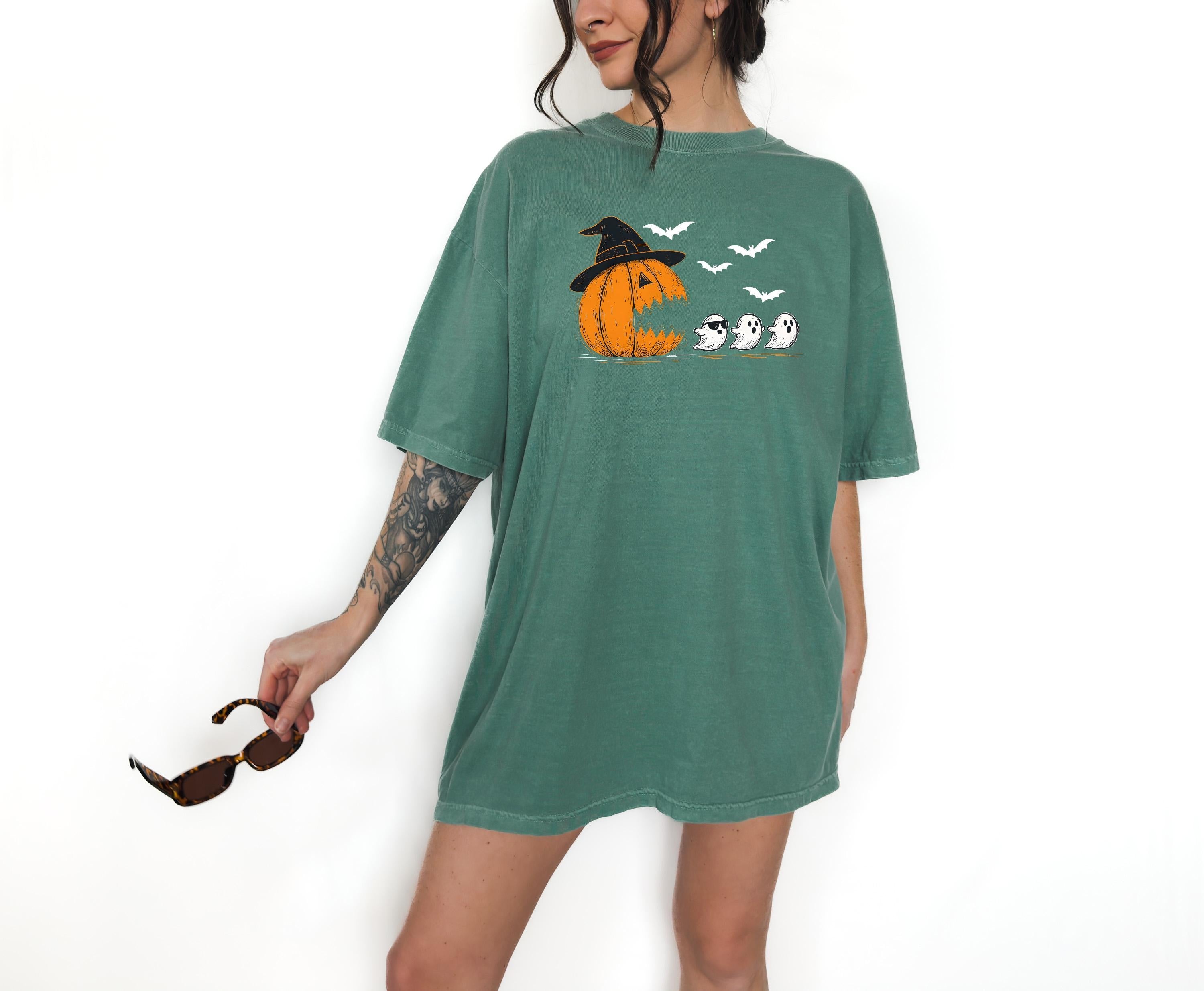 Pumpkin Eating Ghosts Comfort Colors Shirt, Vintage Arcade Game Thanksgiving, Fall Pumpkin Shirt, Retro Fall Tshirt, Autumn Tee