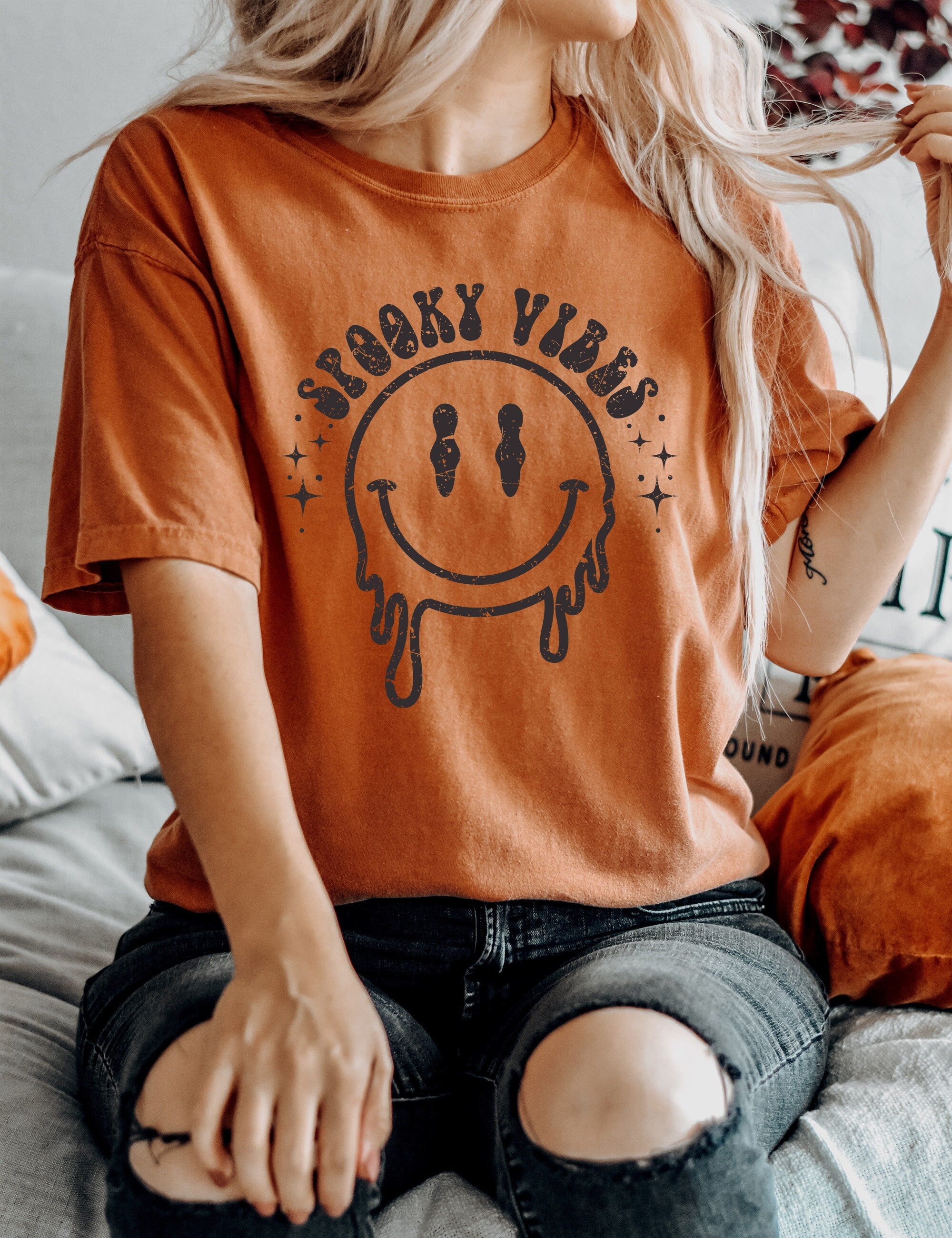 Retro Halloween Comfort Colors shirt, Spooky Vibes Shirt, Pumpkins, Bats, and Ghosts, Vintage Shirt, Witch Shirt, Fall Shirt, Fall Tee