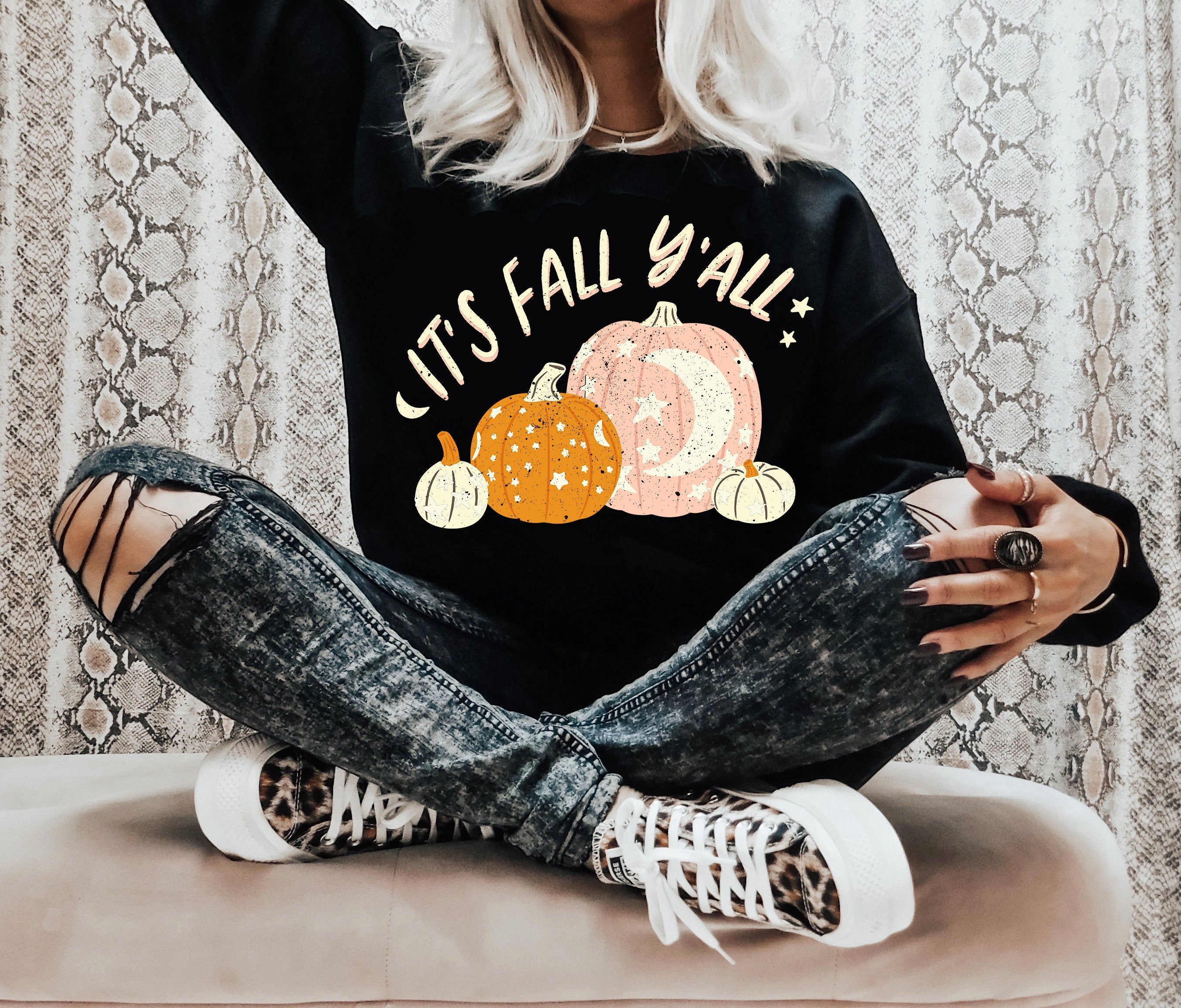 It's Fall Y'all Halloween Sweatshirt, Spooky Mom Shirt, Vintage Sweater, Mama Shirt, Womens Cute Pumpkin Halloween Sweater, Black Sweatshirt