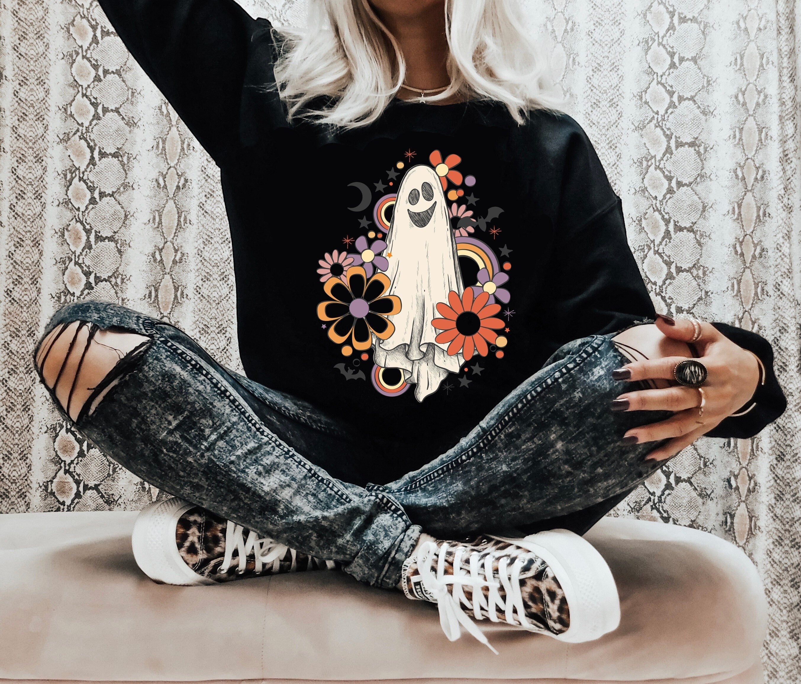 Flower Ghost Halloween Sweatshirt, Spooky Mom Shirt, Vintage Sweater, Mama Shirt, Womens Cute Pumpkin Halloween Sweater, Black Sweatshirt