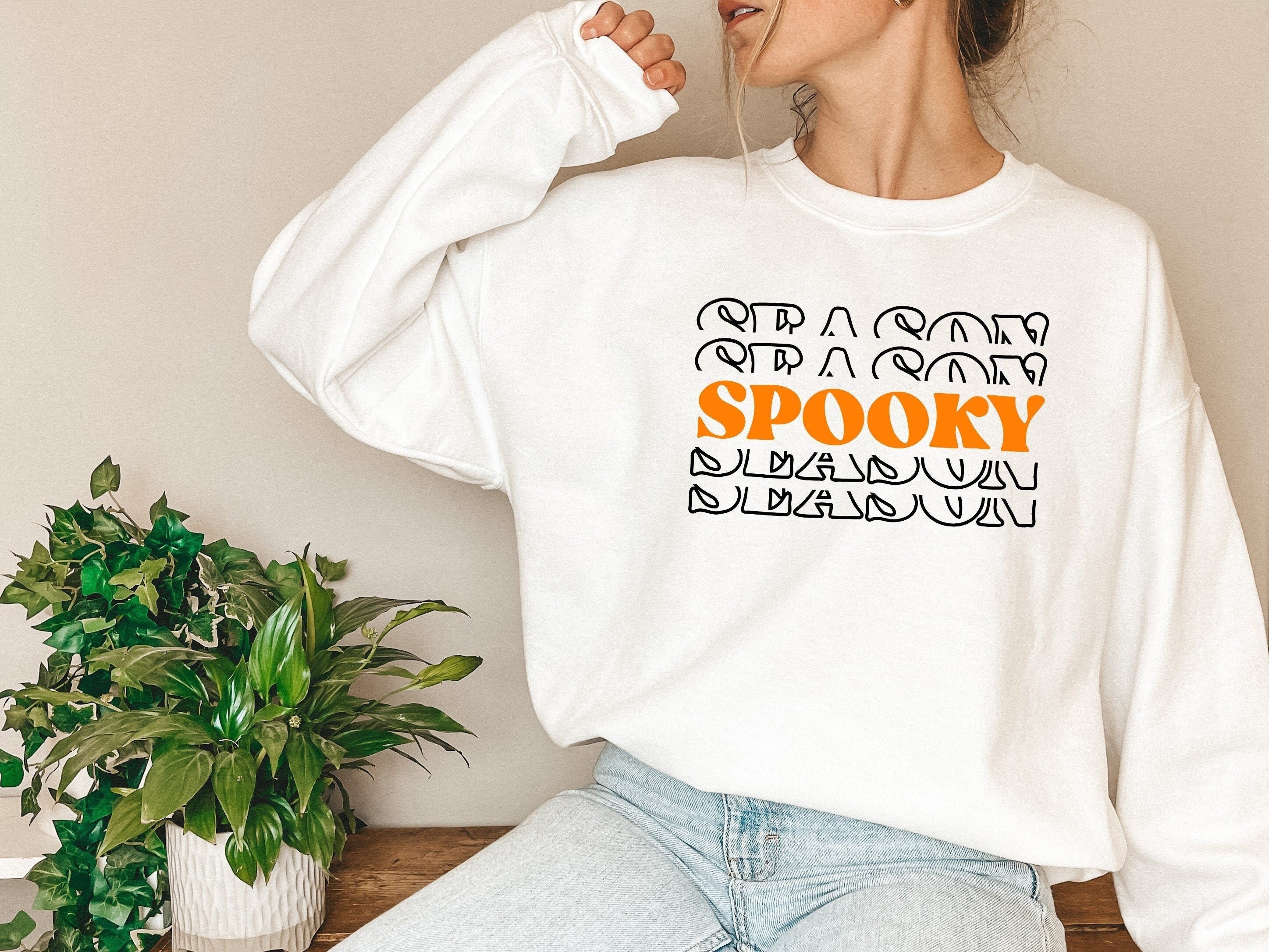 Spooky season halloween shirt,spooky mama halloween mom shirt, scary trick or treat costume shirt, womens cute pumpkin halloween graphic tee