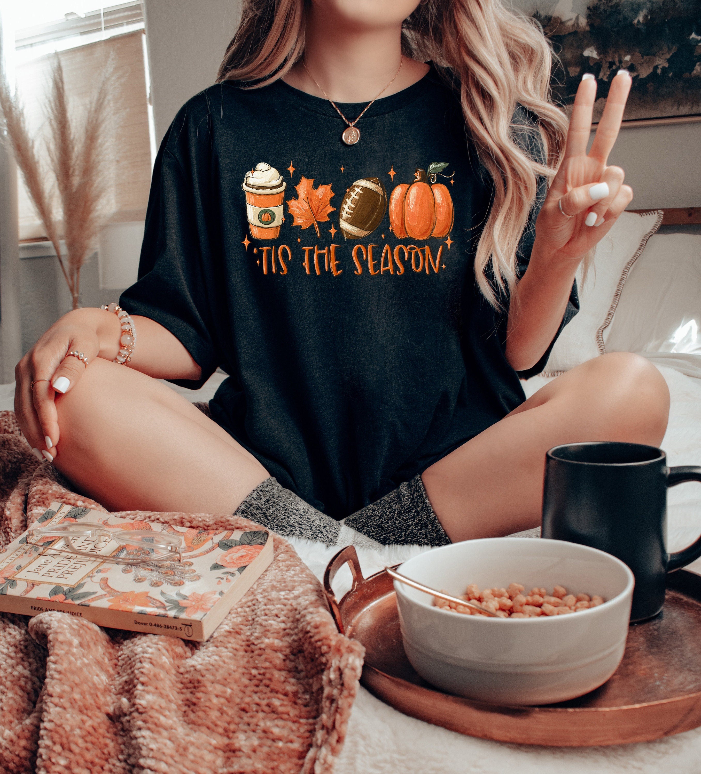 Fall Tis the Season Sweatshirt, Cute Thanksgiving Mom Shirt, Vintage Sweater, Mama Shirt, Womens Cute Pumpkin Thanksgiving Graphic Tee