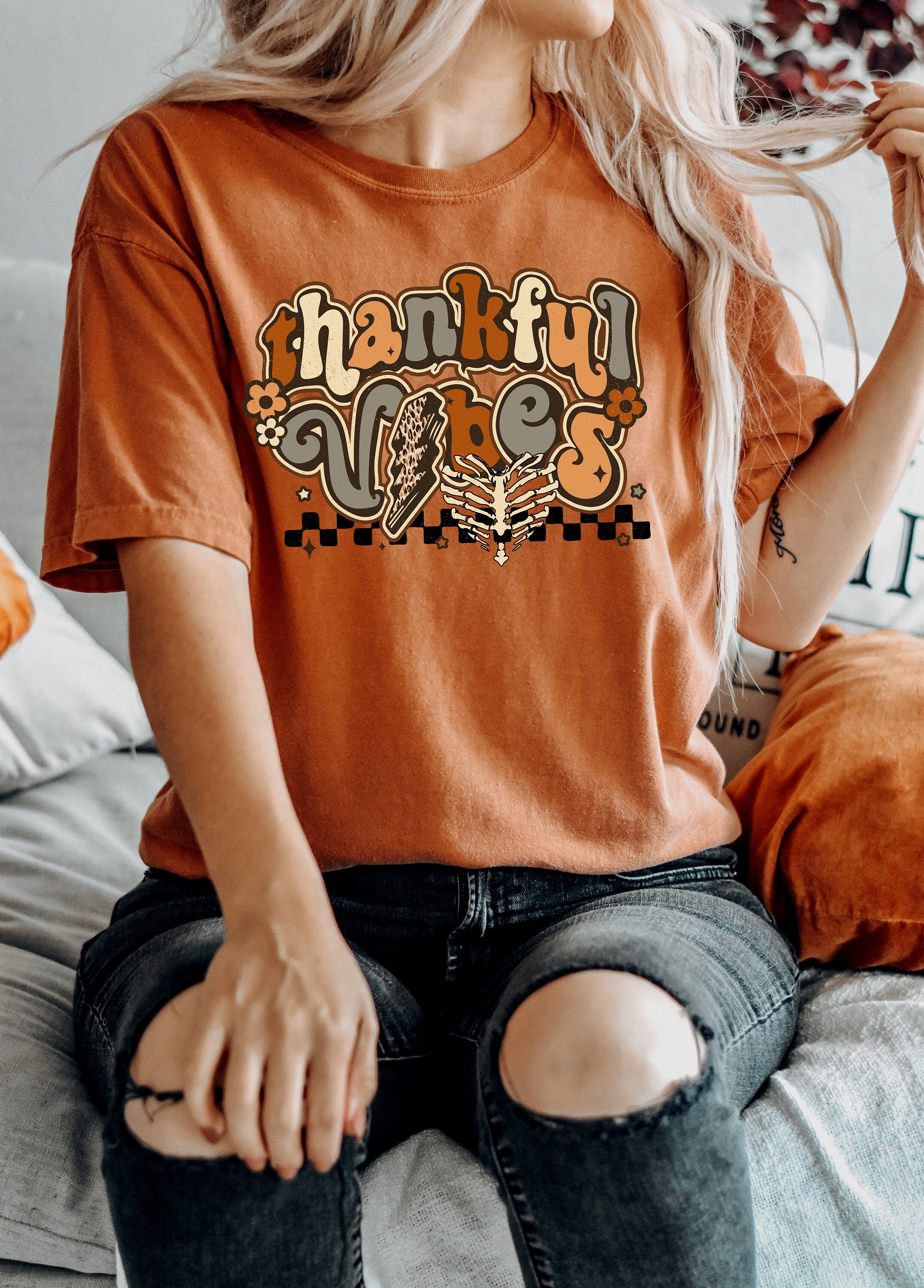 Retro Fall Comfort Colors Shirt, Cozy Season Thankful Vibes, Vintage Thanksgiving Pumpkin Shirt, Witch Shirt, Retro Fall Shirt, Autumn Shirt