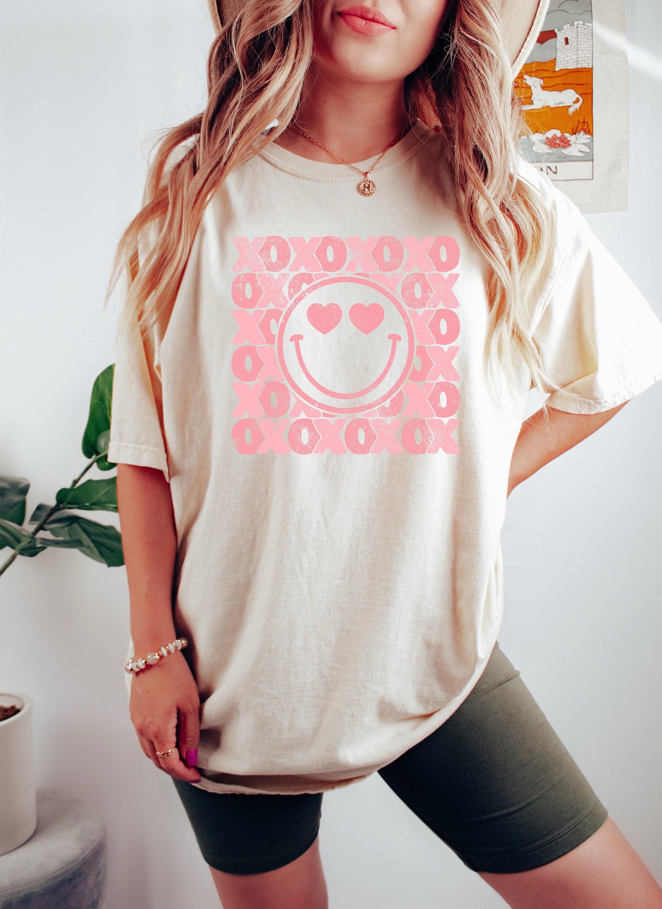 Retro Valentines Day Comfort Colors Shirt, XOXO Hugs Kisses Smiley Shirt, Vintage Couples Shirt, Love Shirt, Heart Shirt, Proud Single Shirt