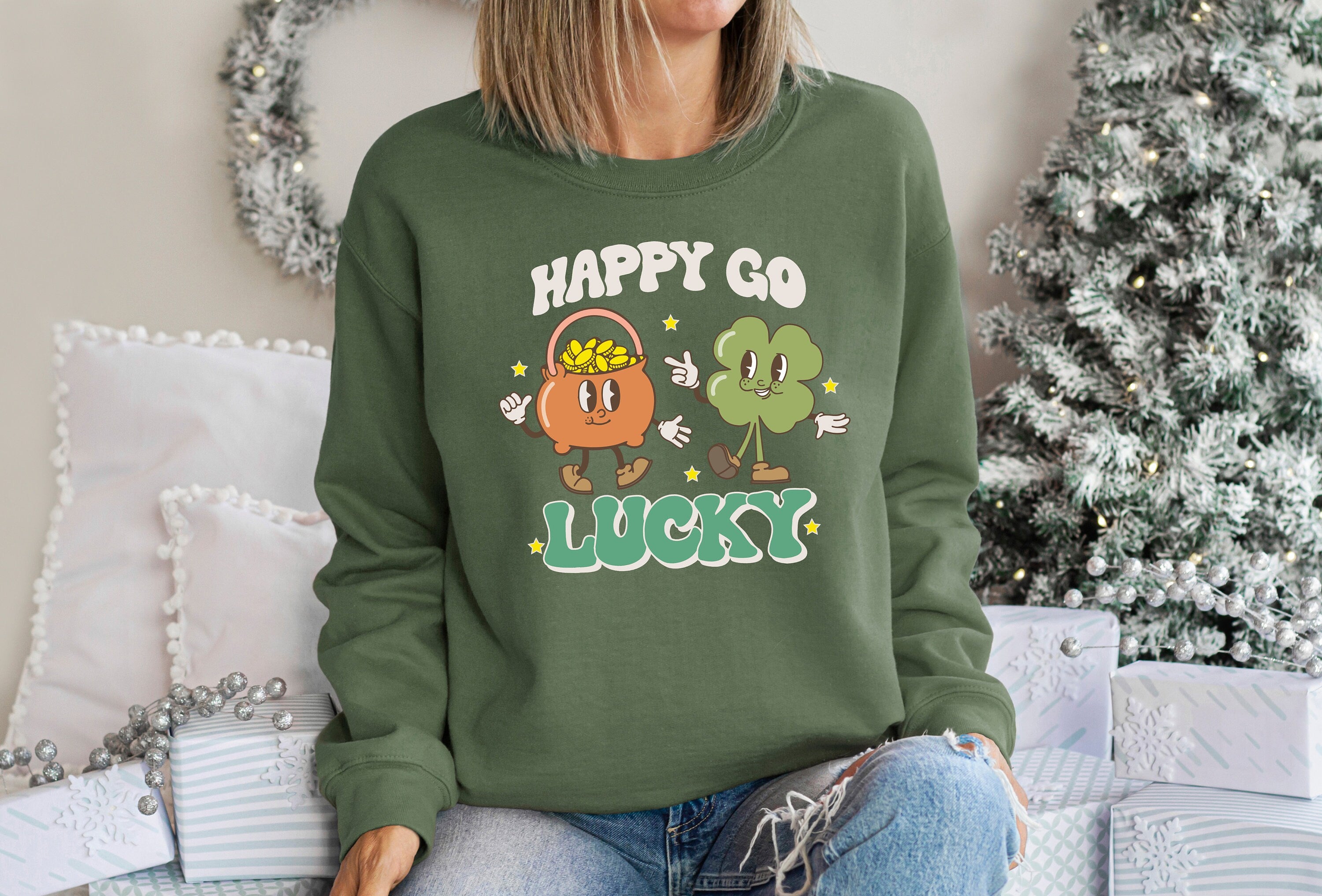 Happy Go Lucky Sweatshirt, Lucky Clover Sweater, St Patricks Day Sweatshirt, Lucky Pullover, Womens Sweatshirt, Crewneck, Shamrock Shirt