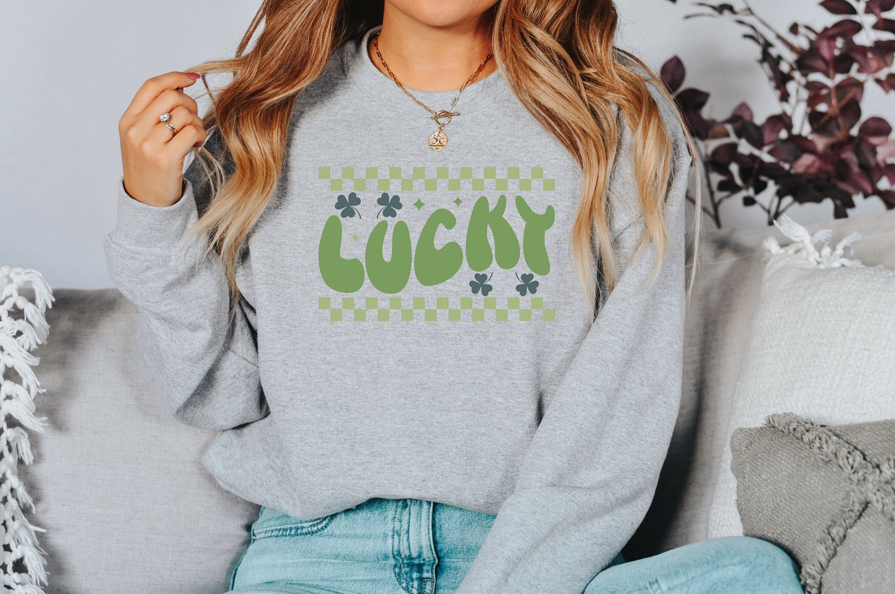 Retro Lucky Clover Sweatshirt, Lucky Clover Sweater, St Patricks Day Sweatshirt, Lucky Pullover, Womens Sweatshirt, Crewneck, Shamrock Shirt