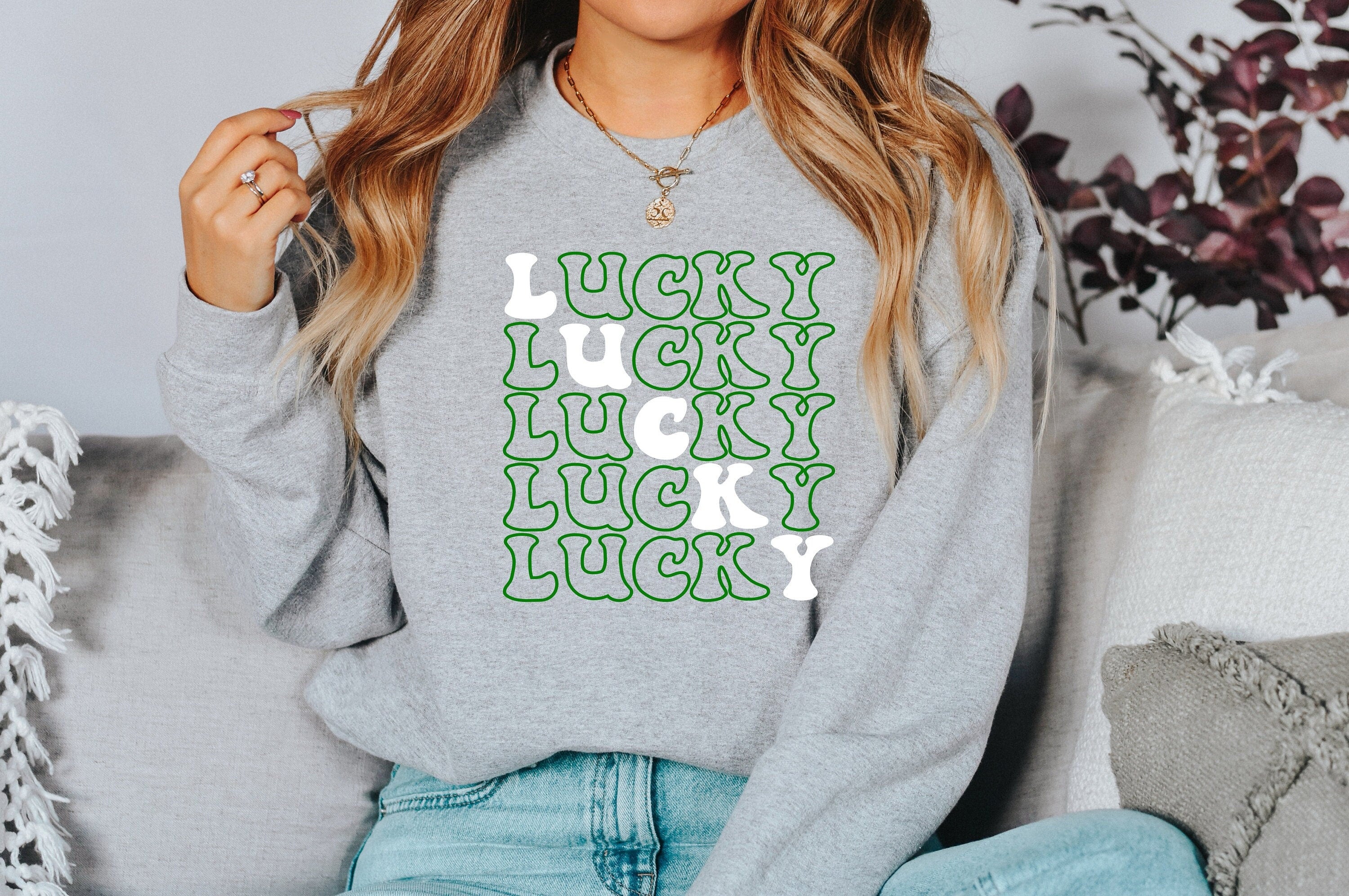 Lucky Retro Sweatshirt, Lucky Clover Sweater, St Patricks Day Sweatshirt, Lucky Pullover, Womens Lucky Sweatshirt, Lucky Crewneck, Shamrock