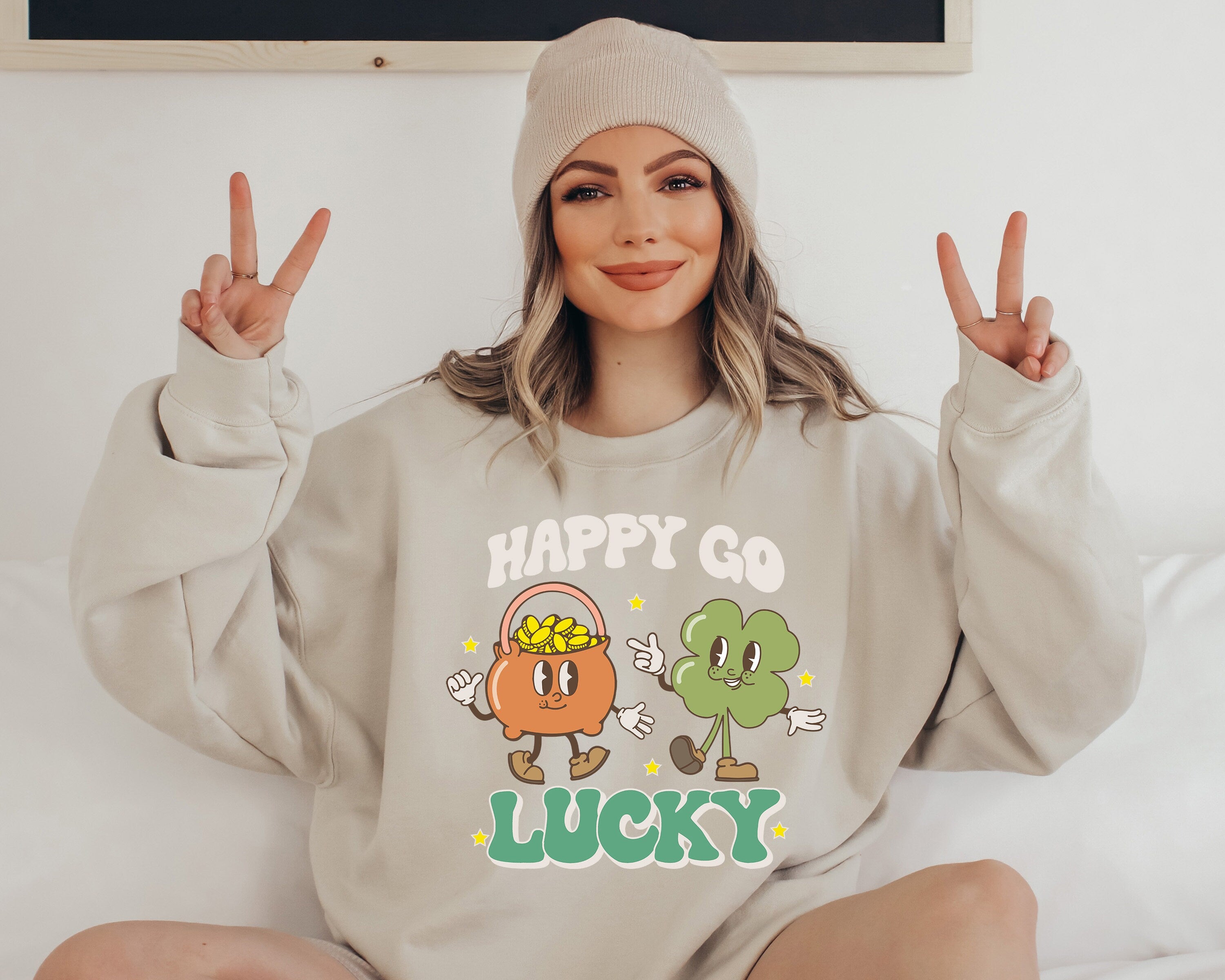Happy Go Lucky Sweatshirt, Lucky Clover Sweater, St Patricks Day Sweatshirt, Lucky Pullover, Womens Sweatshirt, Crewneck, Shamrock Shirt
