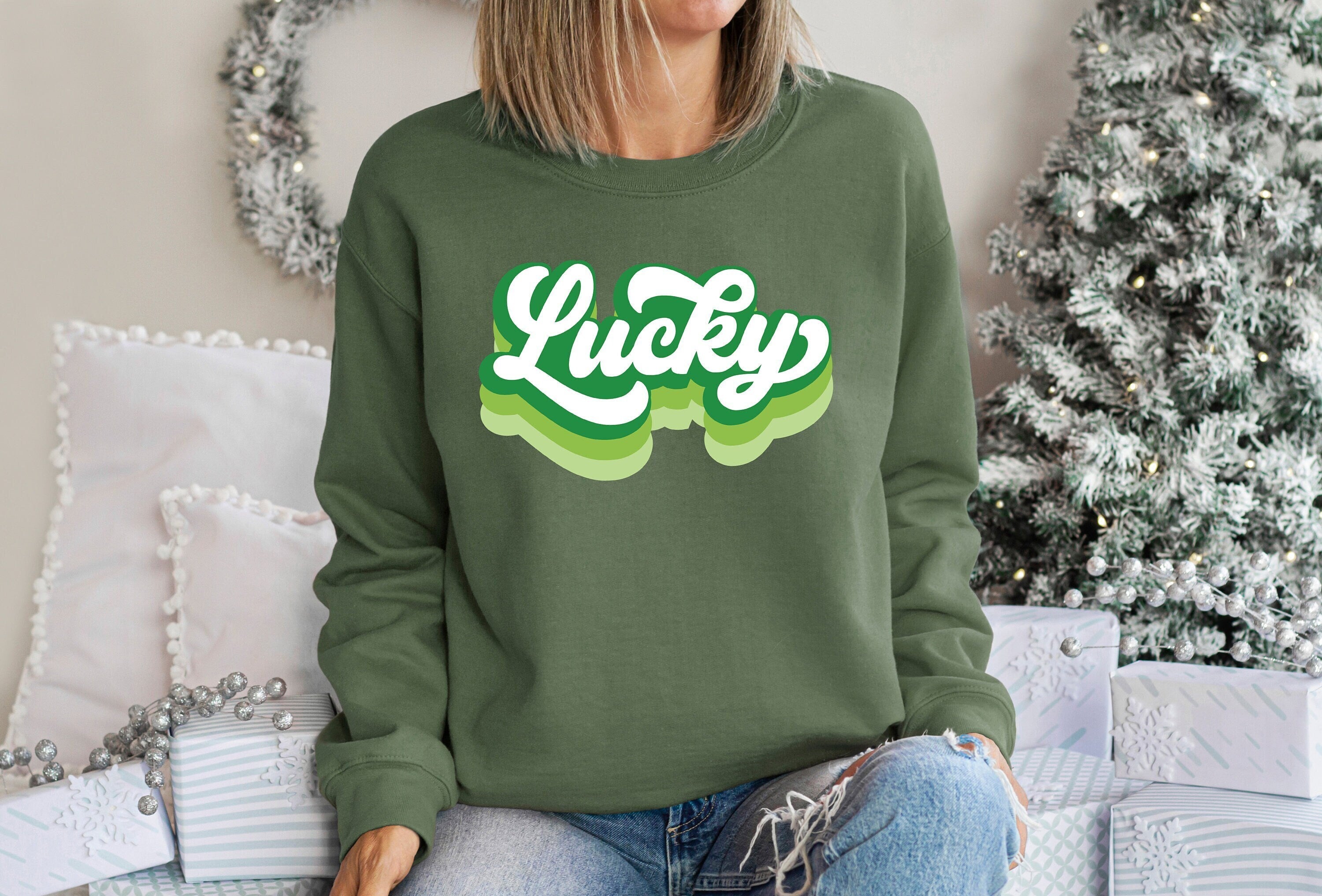 Lucky Retro Sweatshirt, Lucky Clover Sweater, St Patricks Day Sweatshirt, Lucky Pullover, Womens Lucky Sweatshirt, Lucky Crewneck, Shamrock